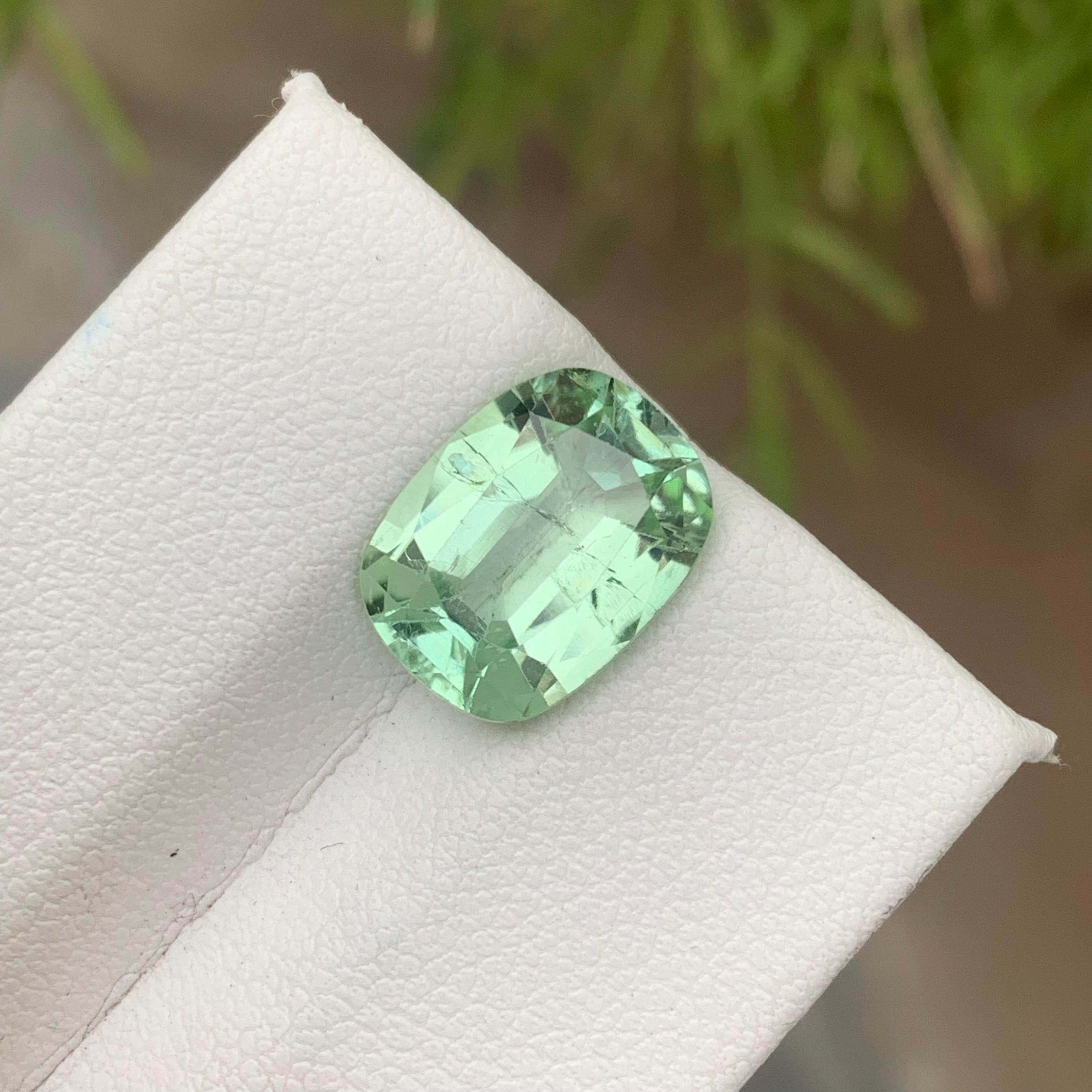 4.50 Carat Natural Faceted Mint Green Tourmaline October Birthstone For Sale 3