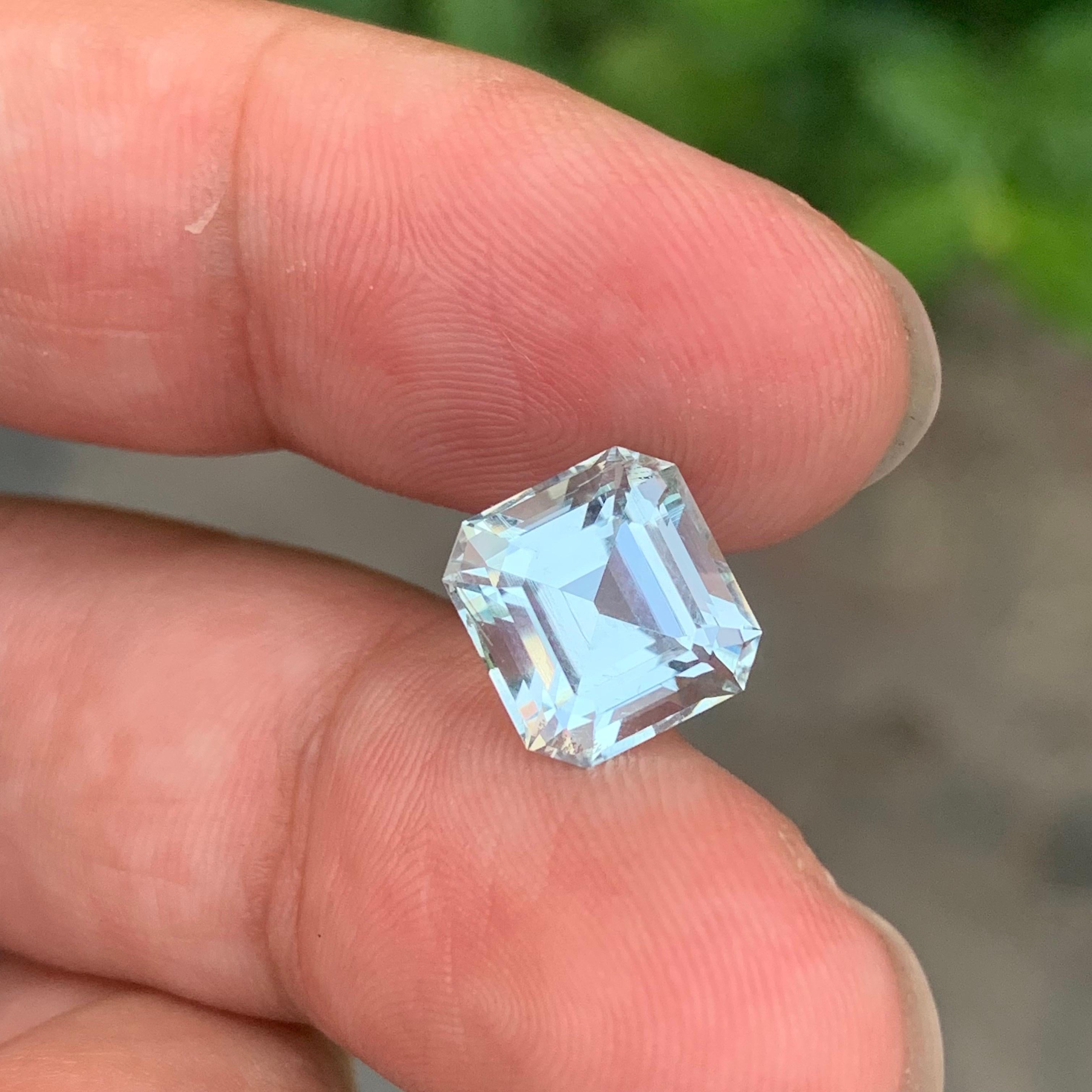 4.50 Karat Natürlicher loser Aquamarin Oktagon Form Edelstein im Angebot 4