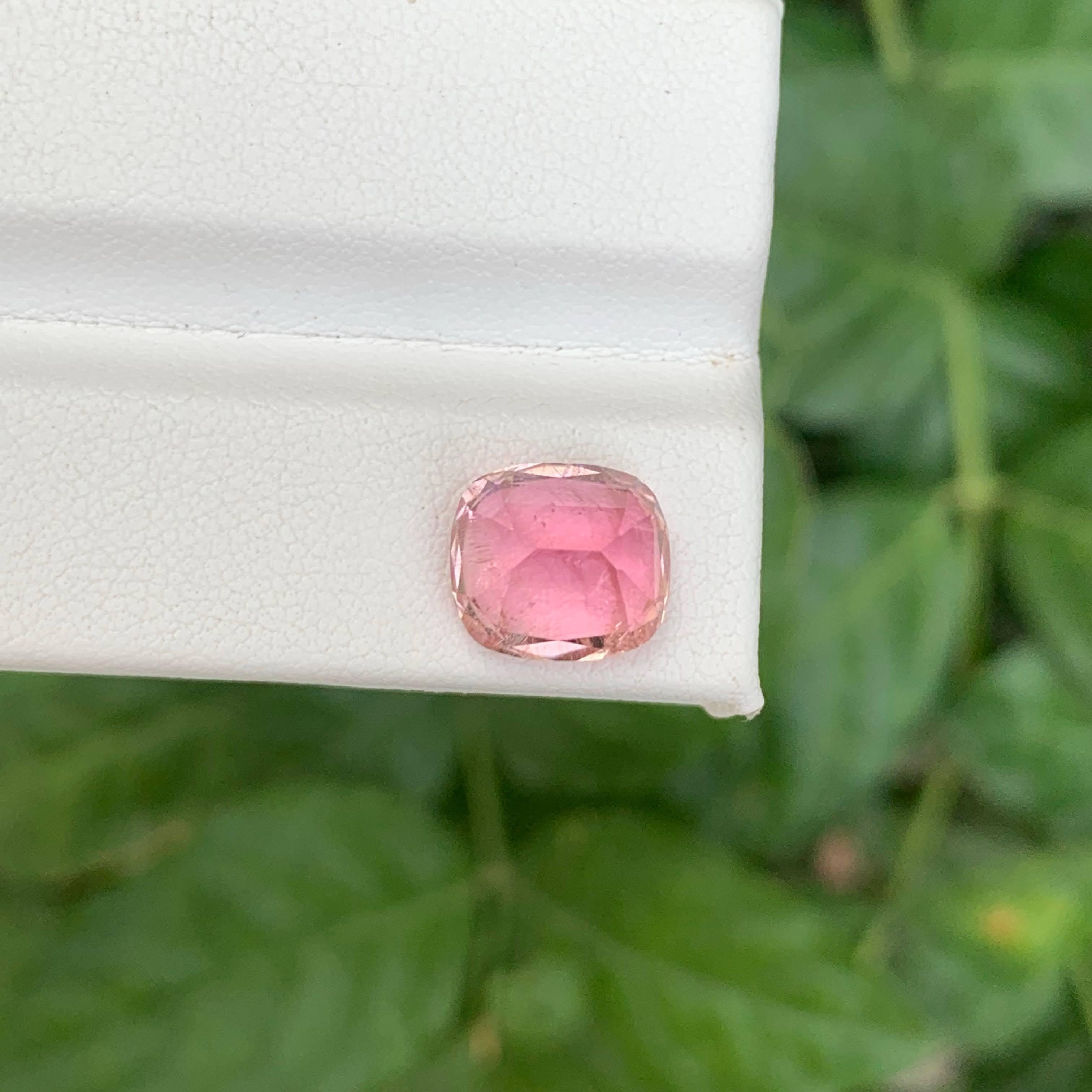 Taille coussin 4.50 Carat Natural Loose Baby Pink Tourmaline Stone Cushion Cut Afghan Gemstone (pierre précieuse afghane) en vente