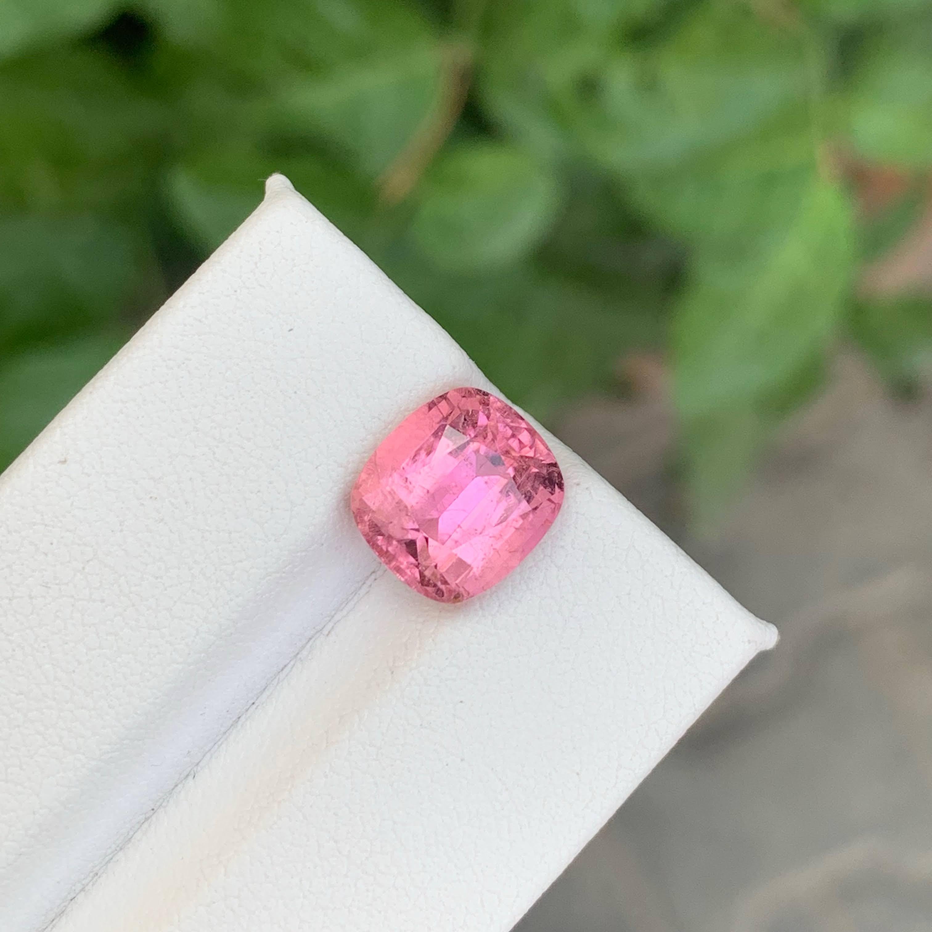 4.50 Carat Natural Loose Baby Pink Tourmaline Stone Cushion Cut Afghan Gemstone (pierre précieuse afghane) en vente 2