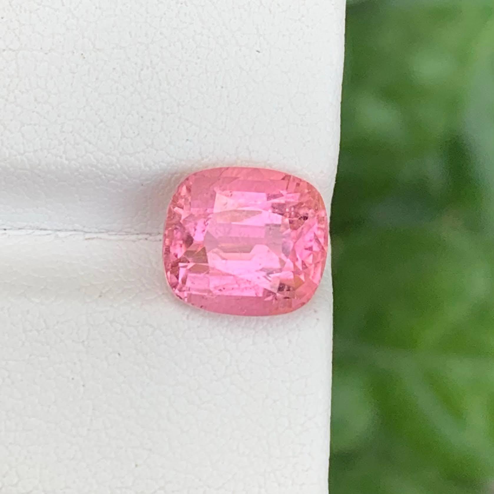 4.50 Carat Natural Loose Baby Pink Tourmaline Stone Cushion Cut Afghan Gemstone (pierre précieuse afghane) en vente 3