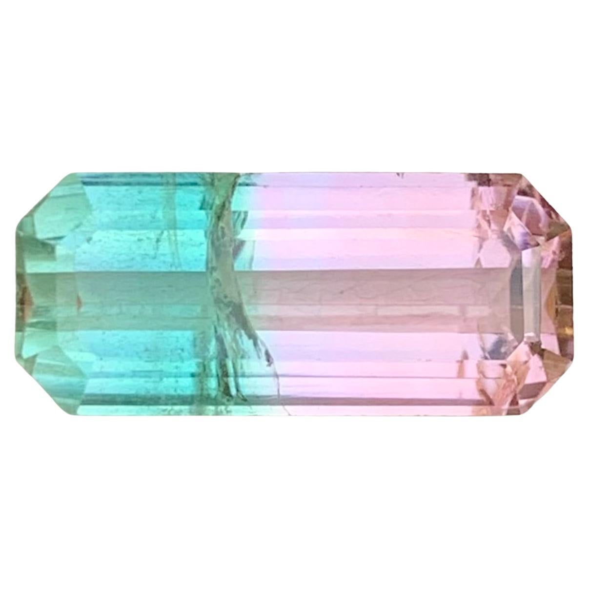 4.50 carati di tormalina bicolore naturale sfusa a forma di smeraldo