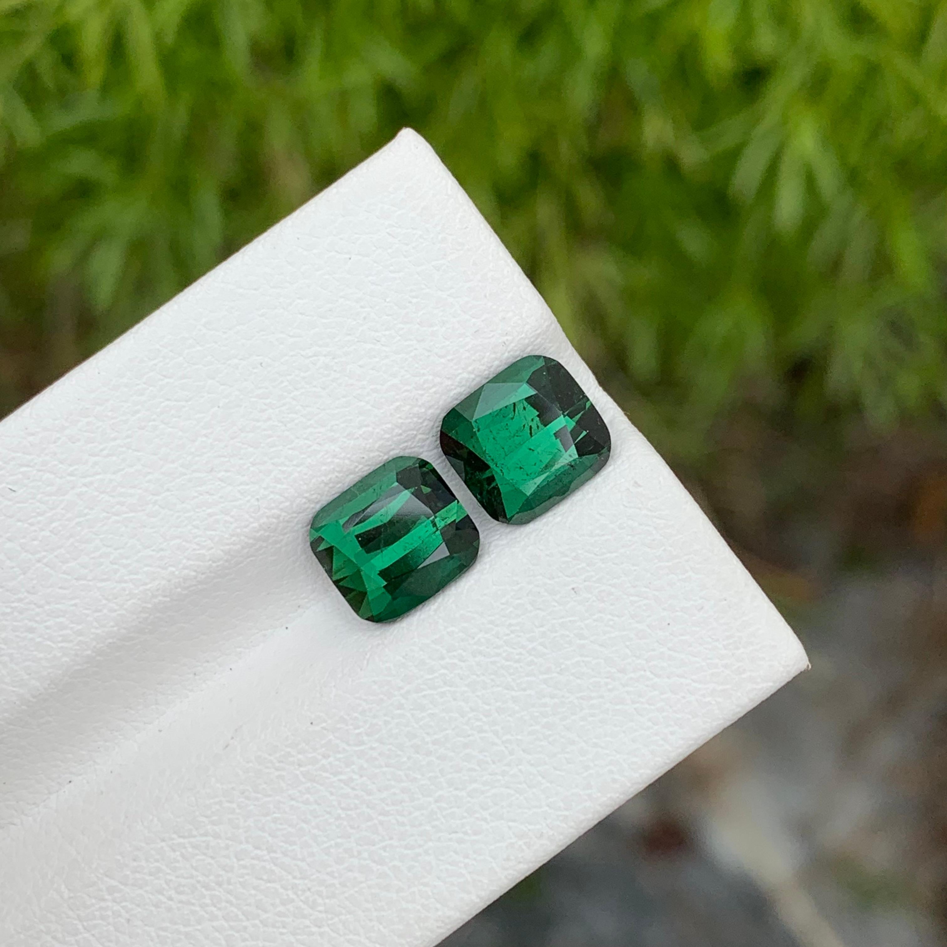 4.50 Carat Natural Loose Green Tourmaline Pair Cushion Shape Gem For Earrings  For Sale 3
