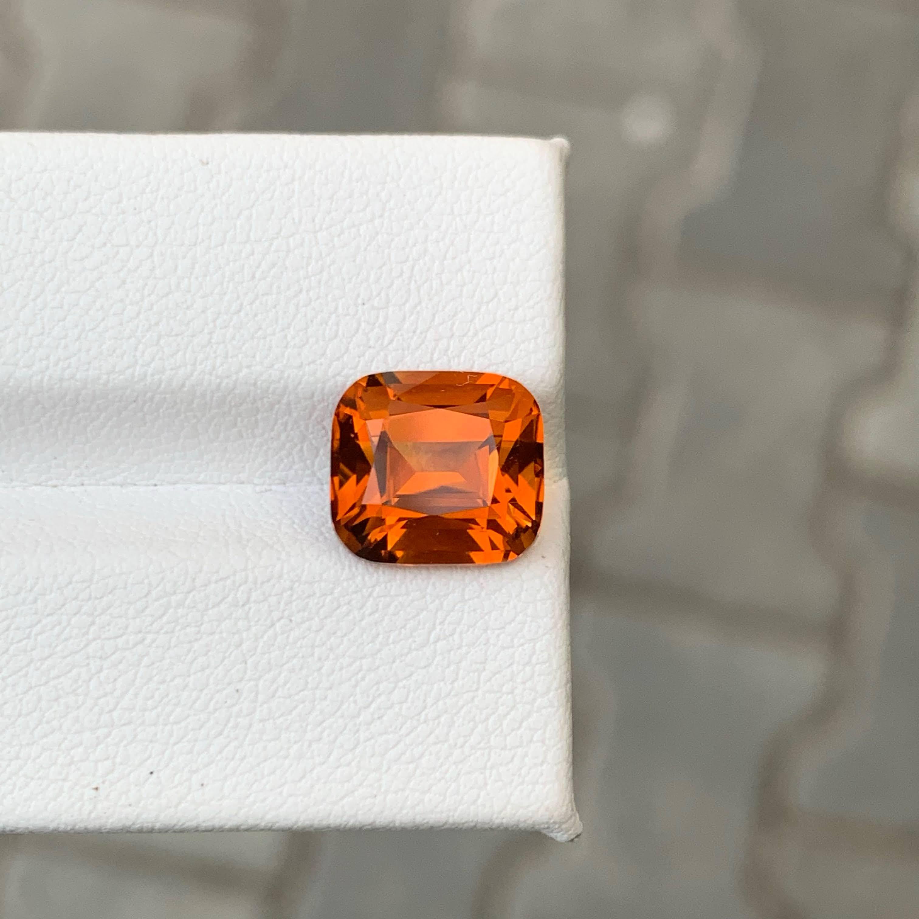 Moderno 4,50 Carati Nature Arancione Sciolto Madeira Citrino Taglio Cuscino Gemma Portoghese in vendita