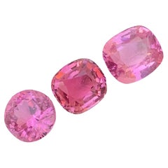 4.50 Carat Natural Loose Pink Tourmaline Set Cushion Shape Gem For Jewellery (Tourmaline rose en vrac de 4,50 carats) 
