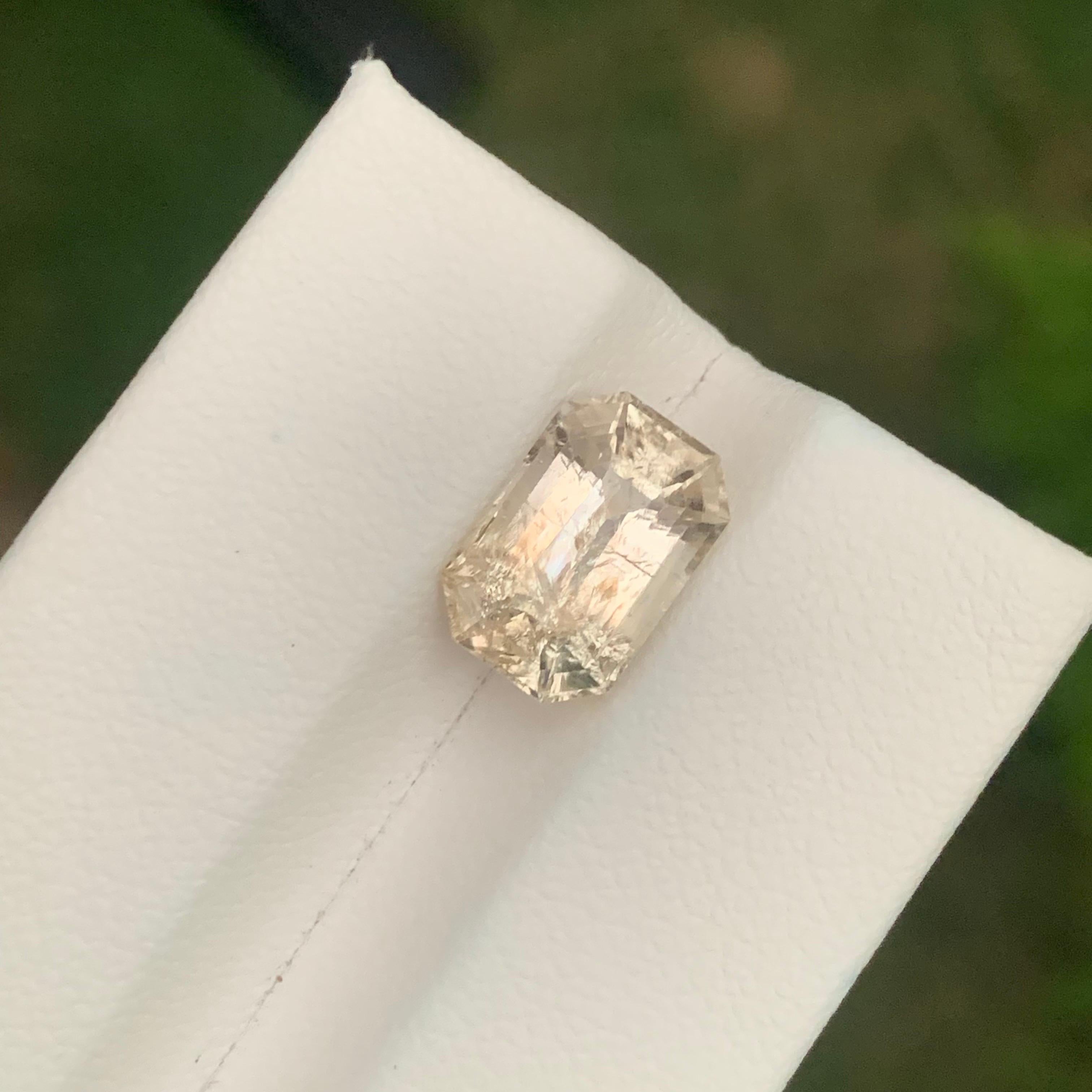 4.50 Carat Natural Loose Scapolite Emerald Shape Gemstone For Sale 5