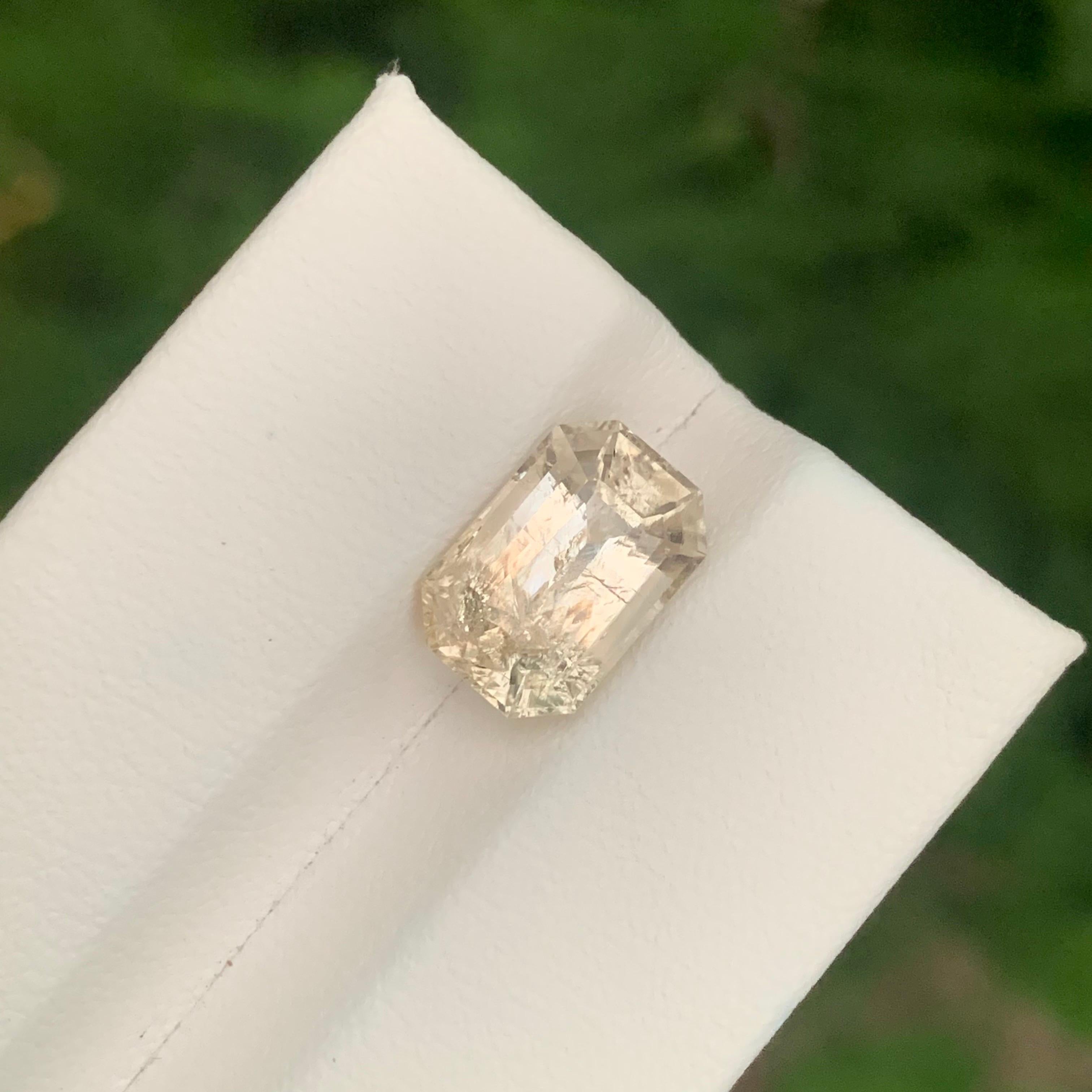 4.50 Carat Natural Loose Scapolite Emerald Shape Gemstone For Sale 3
