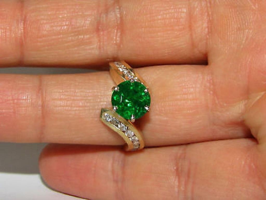 The Cocktail Twist

RARE ROUND FIND EMERALD



3.50ct. Natural round emerald

Clean clarity

Supreme green and vivid sheen

Zambia Origin



1.00ct. side diamonds


Channel set

H-color, Vs-2 clarity.



Channel set gorgeous!



14kt. yellow