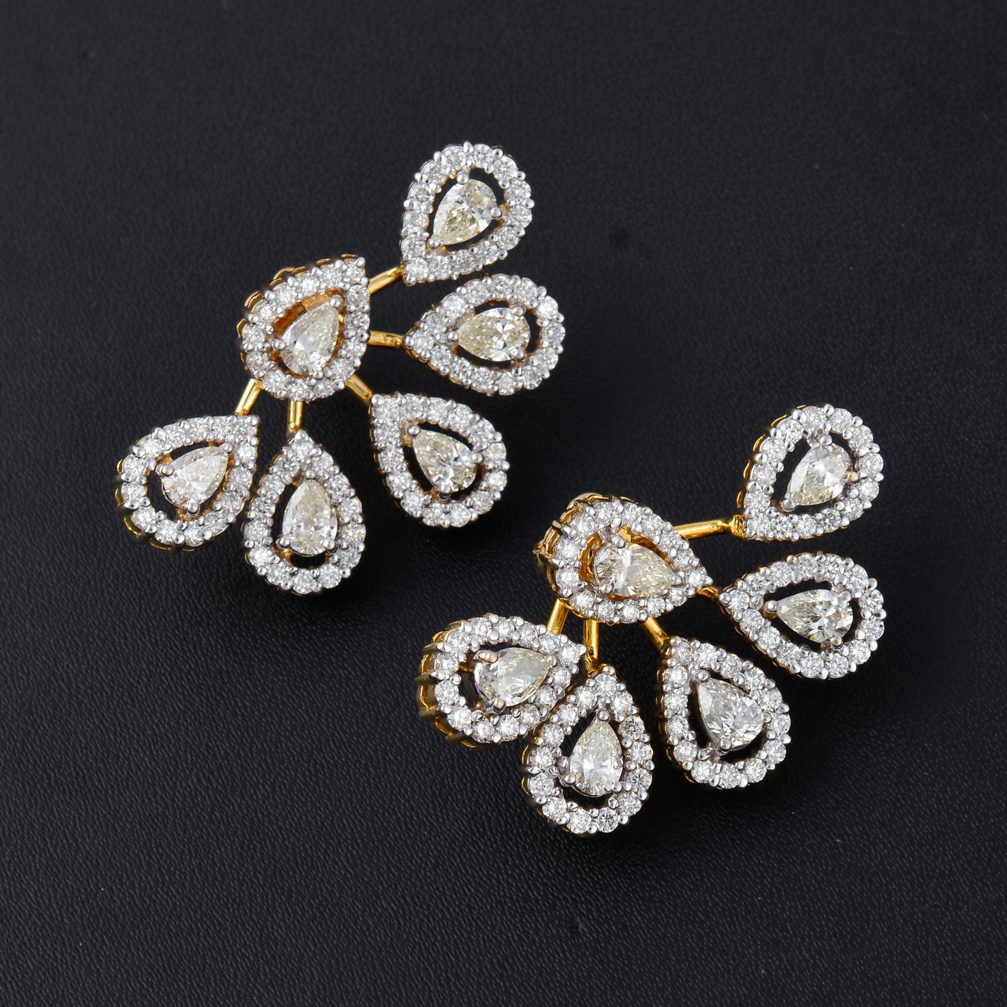 Natürliche 4,50 Karat birnenförmige & runde Diamant-Ohrringe aus 18 Karat Gelbgold (Tropfenschliff) im Angebot
