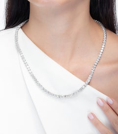 45.0 Karat runder Brillant-Weißdiamant-Halskette aus 18 Karat Weißgold