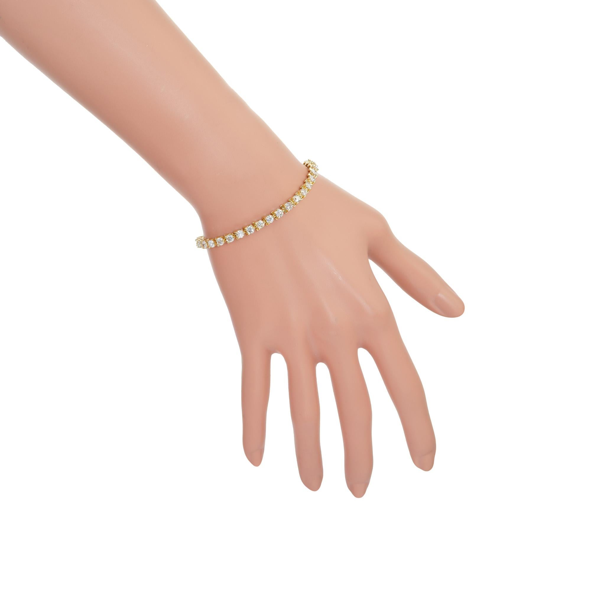 Bracciale tennis in oro giallo con diamante rotondo da 4,50 carati in vendita 1