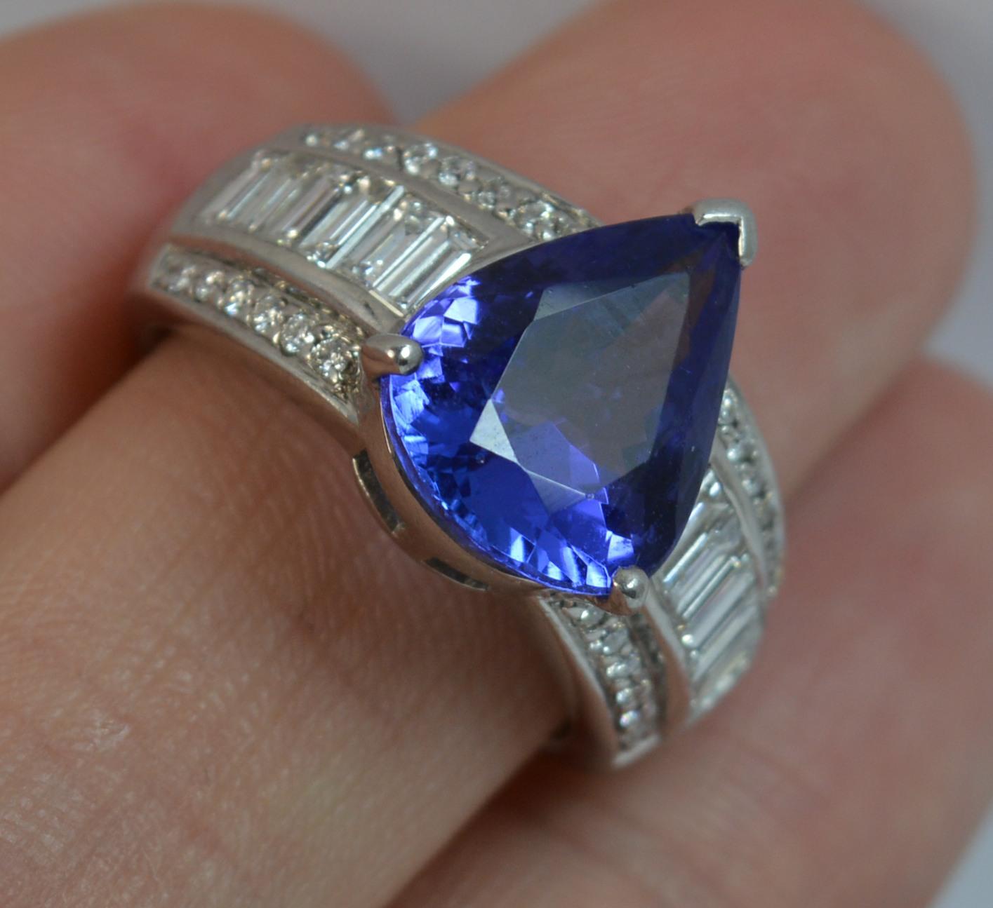 4.50 Carat Tanzanite and 1.00 Carat VS Diamond 18 Carat White Gold Ring In Excellent Condition In St Helens, GB