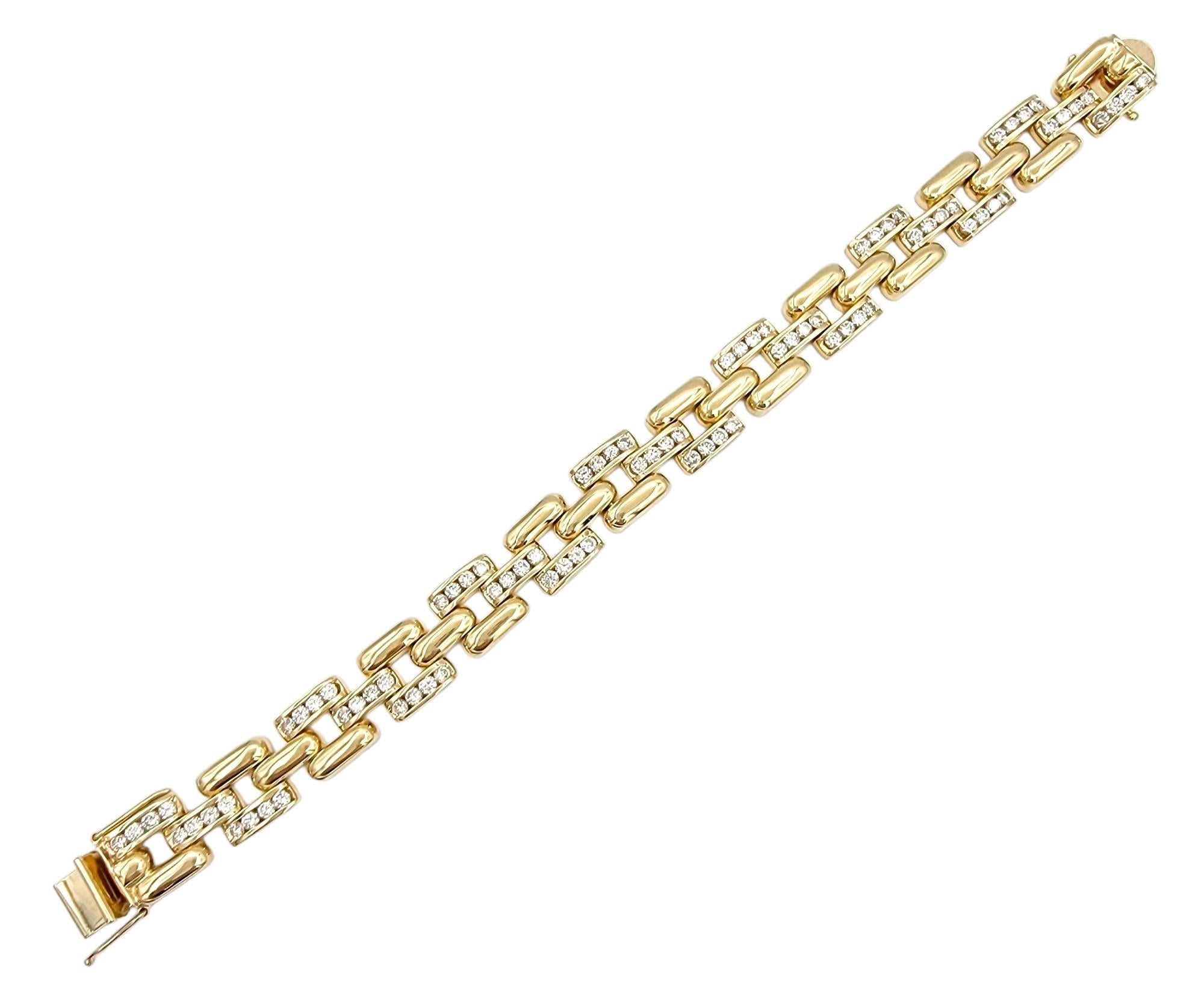 Contemporary 4.50 Carat Total Round Diamond Panther Link Bracelet Set in 14 Karat Yellow Gold For Sale