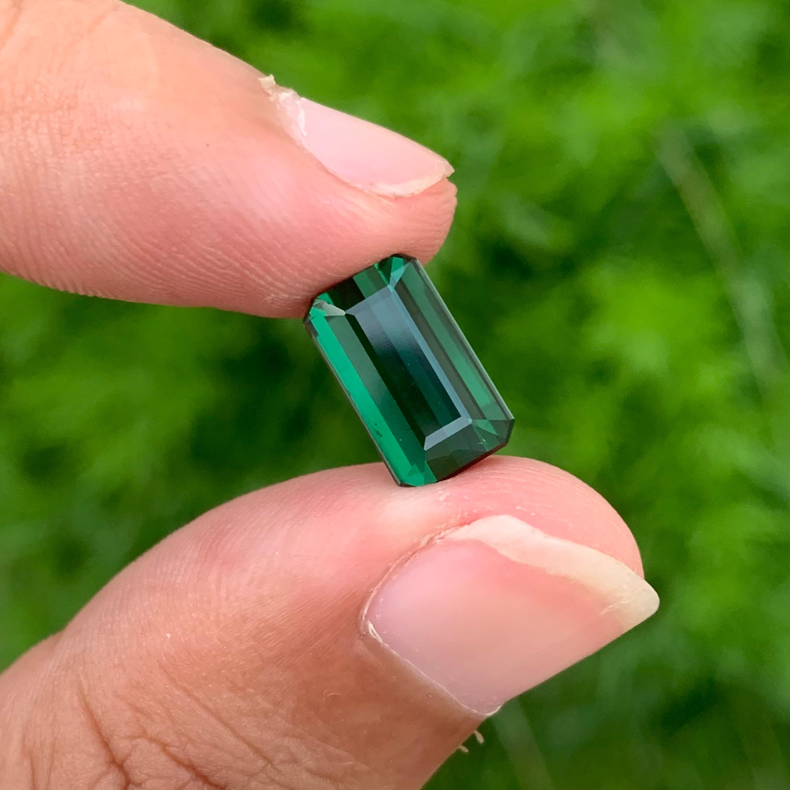 Emerald Cut 4.50 Carats Dark Green Loose Chrome Tourmaline Emerald Shape From Madagascar 