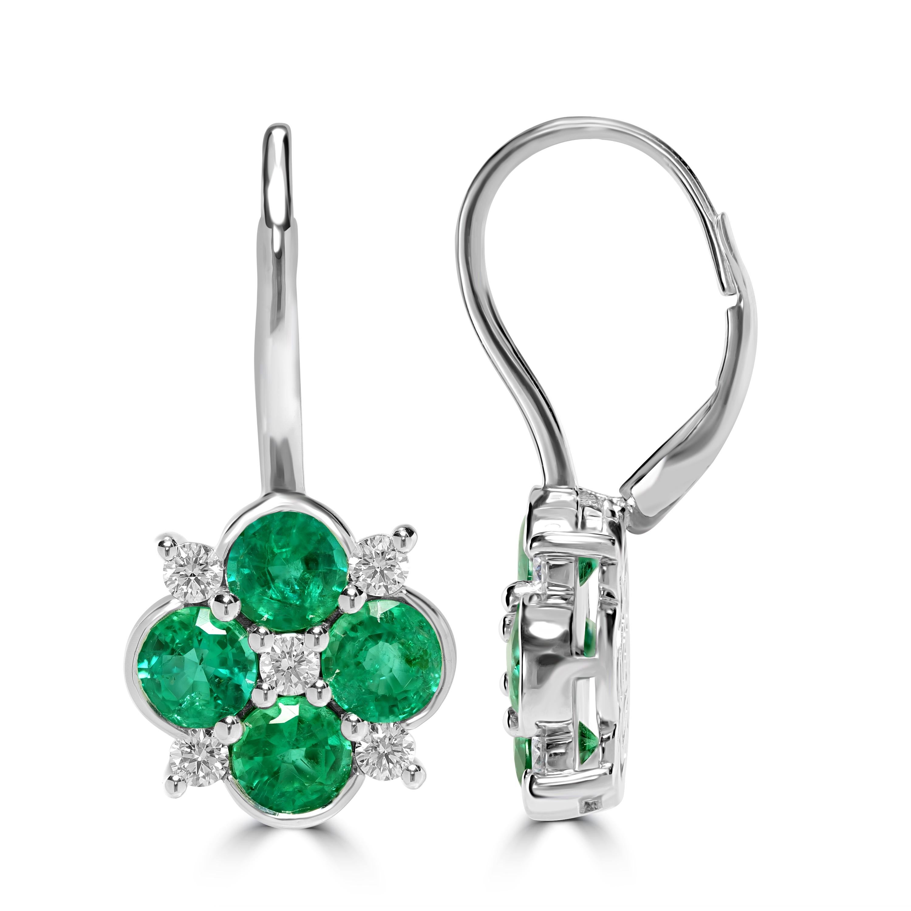 Modern 4.50 Carats Emerald Clover Leaf Earrings with Diamonds For Sale