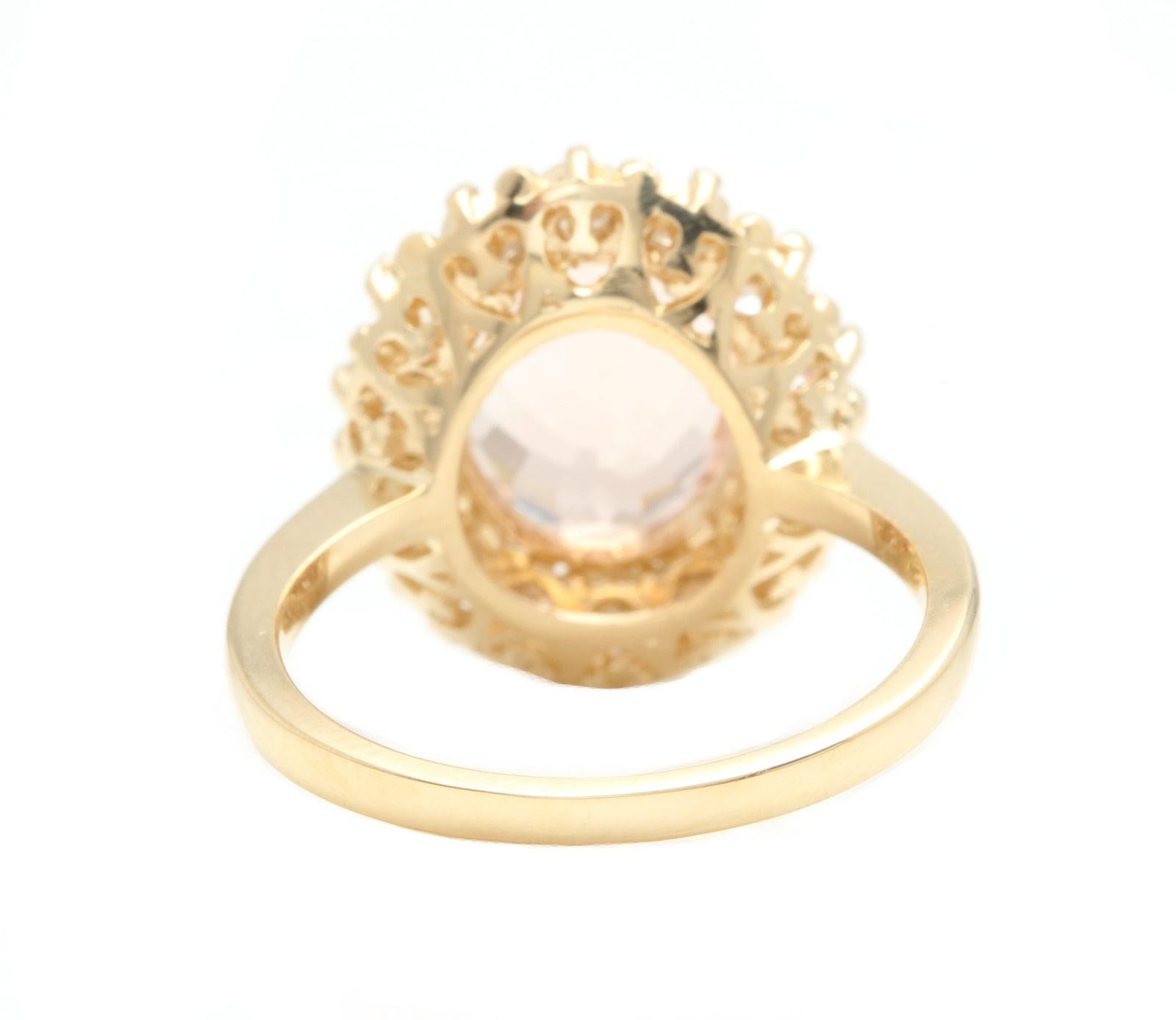 4.50 Carats Natural Morganite and Diamond 14K Solid Yellow Gold Ring In New Condition For Sale In Los Angeles, CA