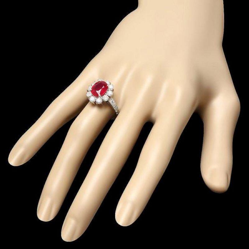 Bague en or blanc massif 14 carats avec rubis rouge naturel de 4,50 carats et diamants Neuf - En vente à Los Angeles, CA