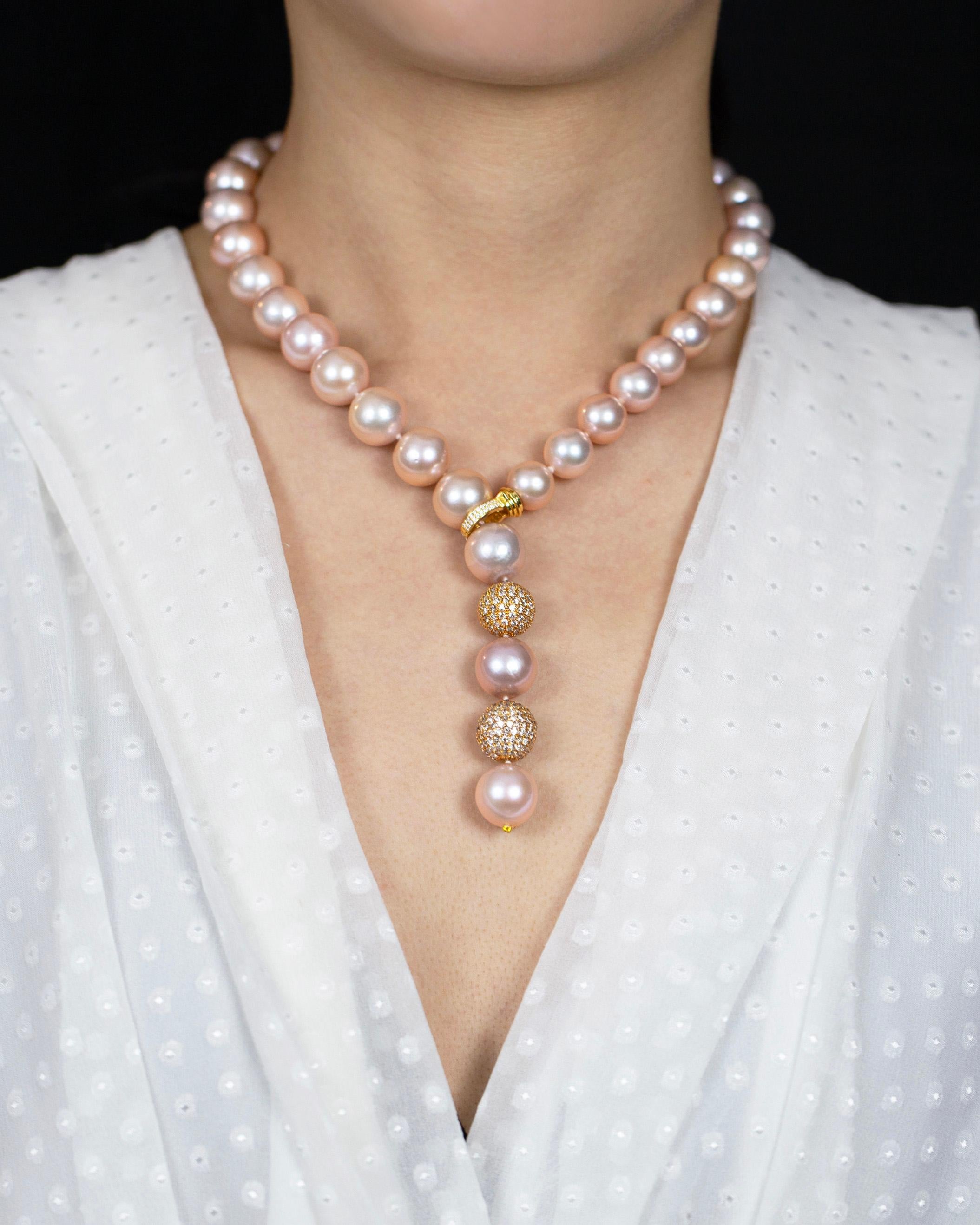Round Cut Roman Malakov 4.50 Carats Total Diamond South Sea Pink Pearl Lariat Necklace