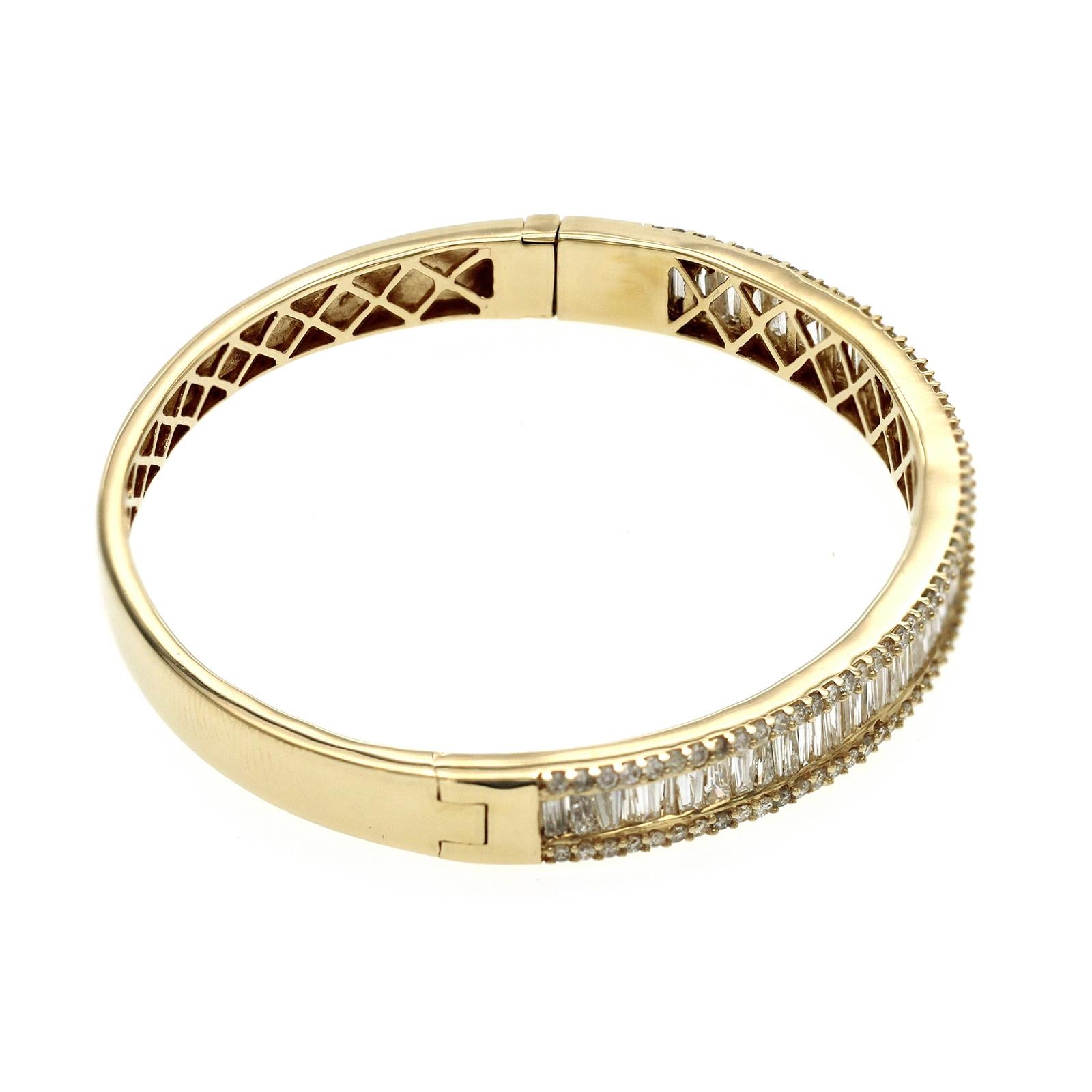 Women's or Men's 4.50 CT Diamonds in 14K Yellow Gold Baguette Bnagle Bracelet 6.5