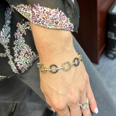 Bracciale moderno a cerchio in oro bicolore con diamante 4,50 CTW 18 carati