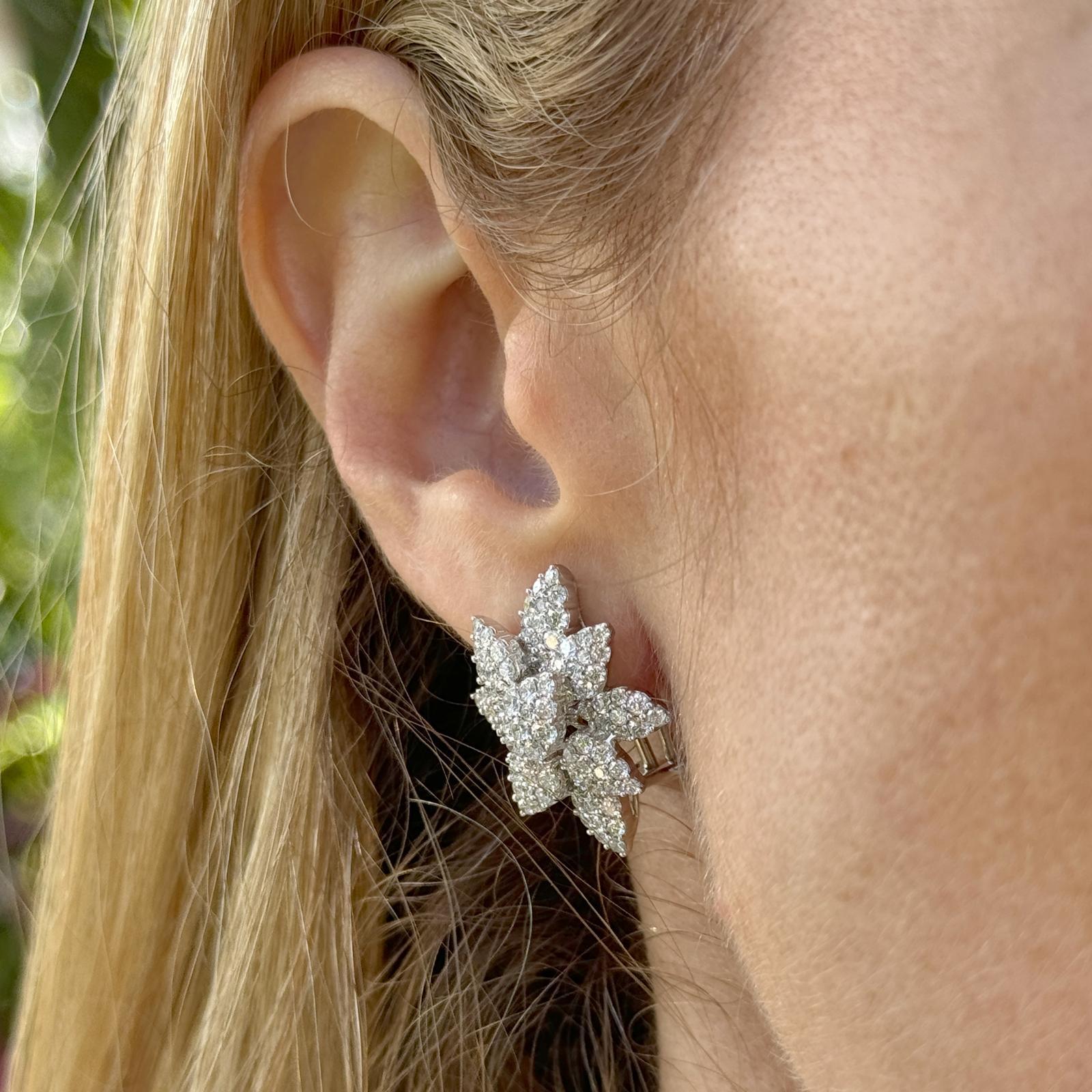Round Cut 4.50 CTW Diamond Floral 14 Karat White Gold Leverback Modern Earrings For Sale