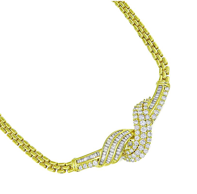 Taglio rotondo Collana in oro con diamanti 4,50ct in vendita