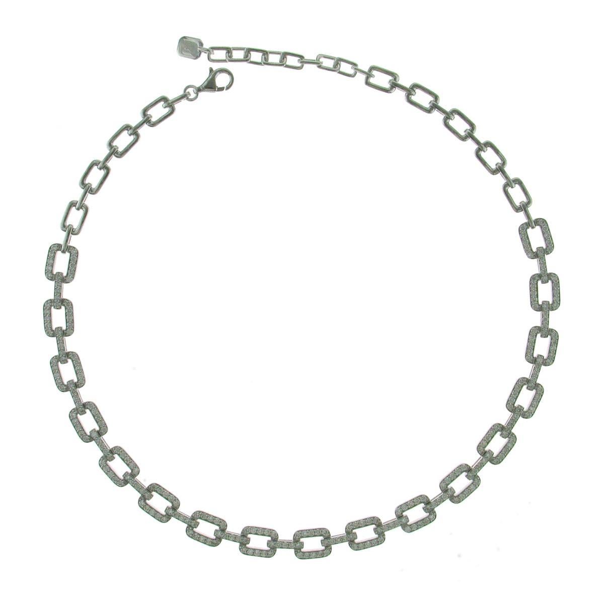 Questa splendida collana a girocollo con maglie di diamanti naturali estratti dalla terra da 4,50ct t.w. eleverà immediatamente qualsiasi look. Mostrando la squisita brillantezza dei diamanti e lo stile senza tempo, sarà sicuramente l'aggiunta