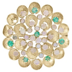 Ciondolo/spilla con fiore di smeraldo e opale da 4,50tcw in oro 14K Gioielli con smeraldo e opale di grandi dimensioni