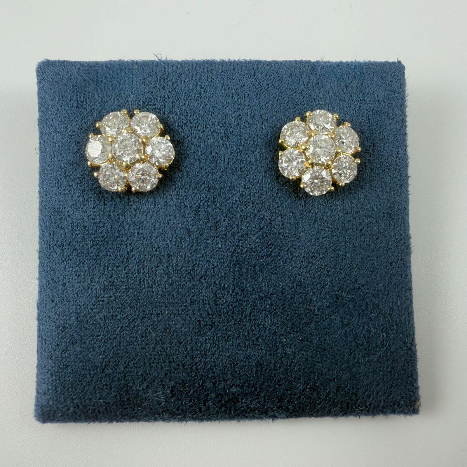 Orecchini a grappolo con diamanti da 4,51 carati in oro bianco 14K in vendita 7