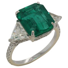 4.51 Carat Emerald and Diamond Wedding Ring in 18 Karat Gold