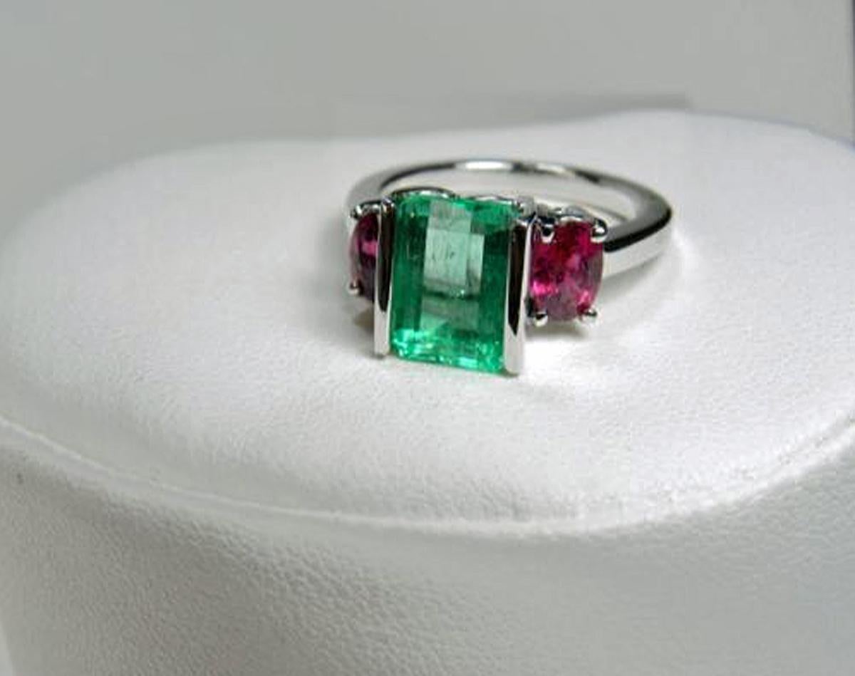 4.51 Carat Natural Colombian Emerald Ruby Ring 14 Karat Gold 1