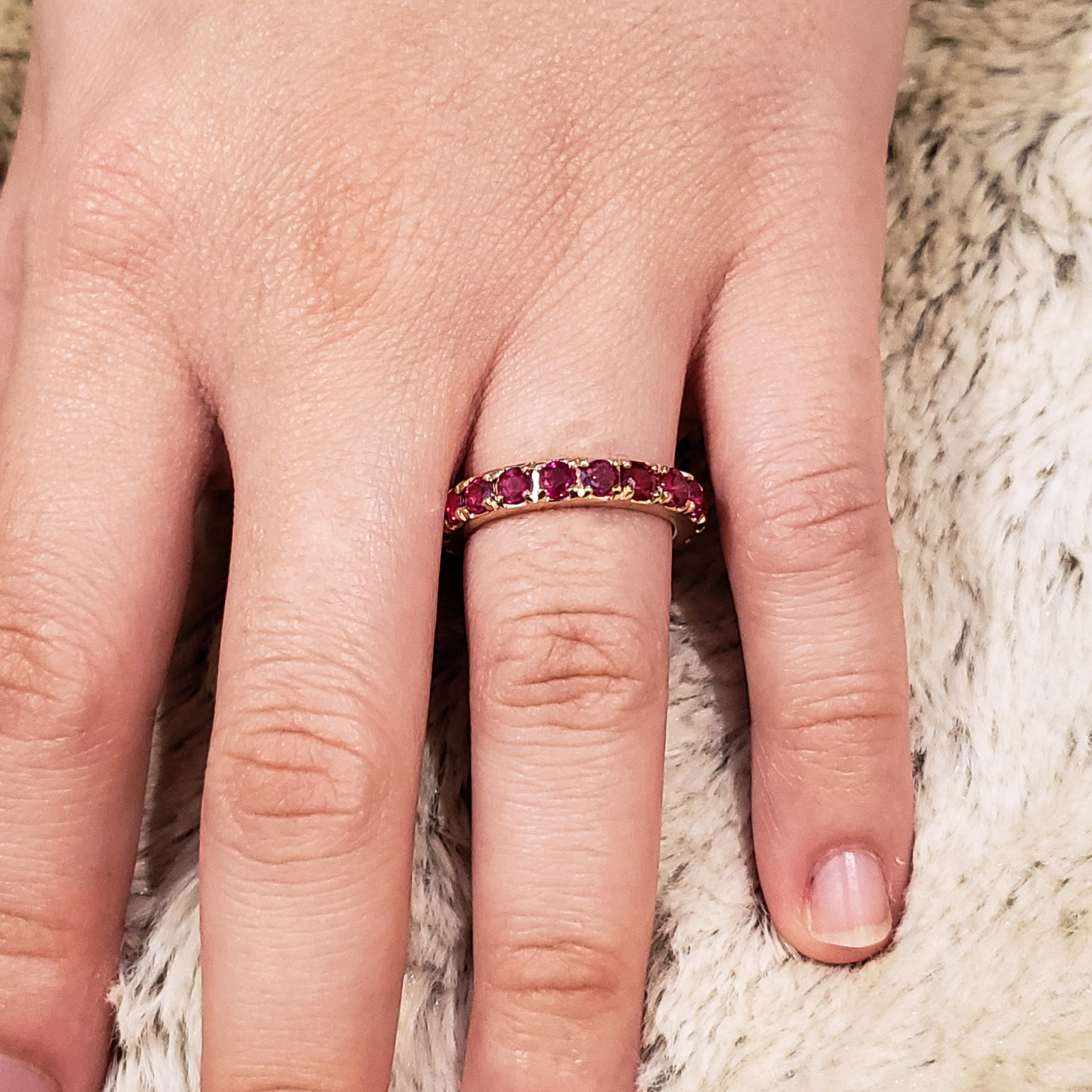 Contemporary 4.51 Carat Round Ruby Eternity Wedding Band in 18 Karat Rose Gold For Sale