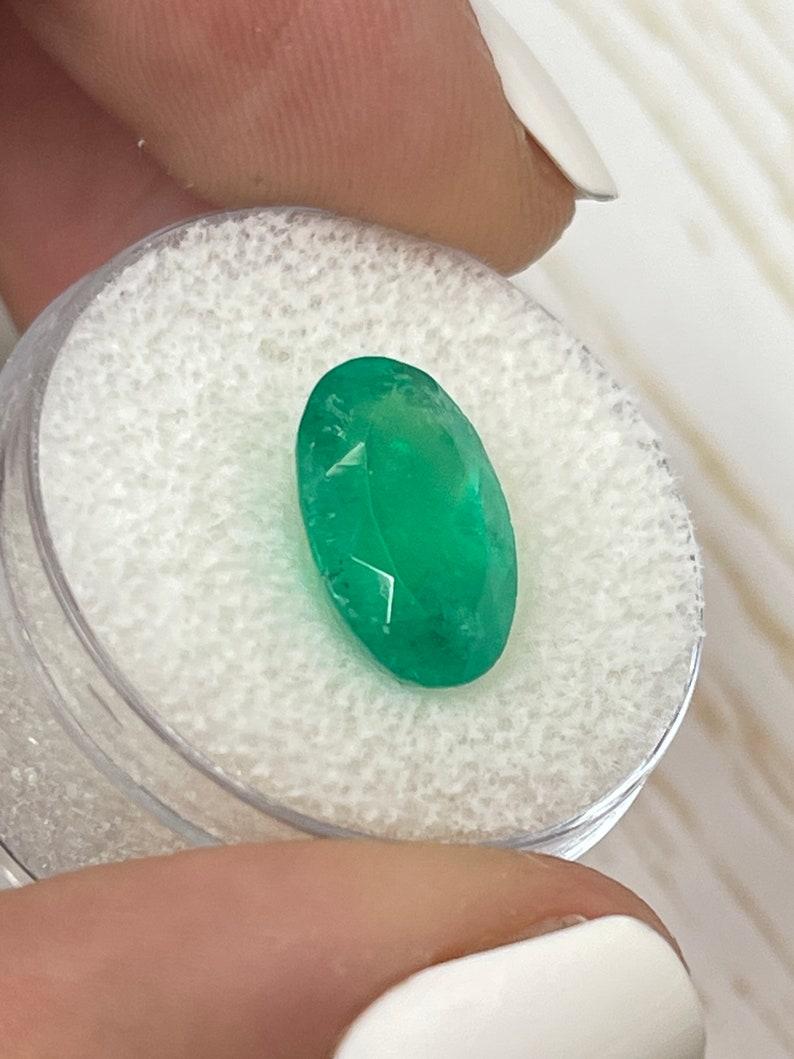 4.52 Carat Grassy Green Colombian Emerald Oval Cut - May Birthstone Gem For Sale 1