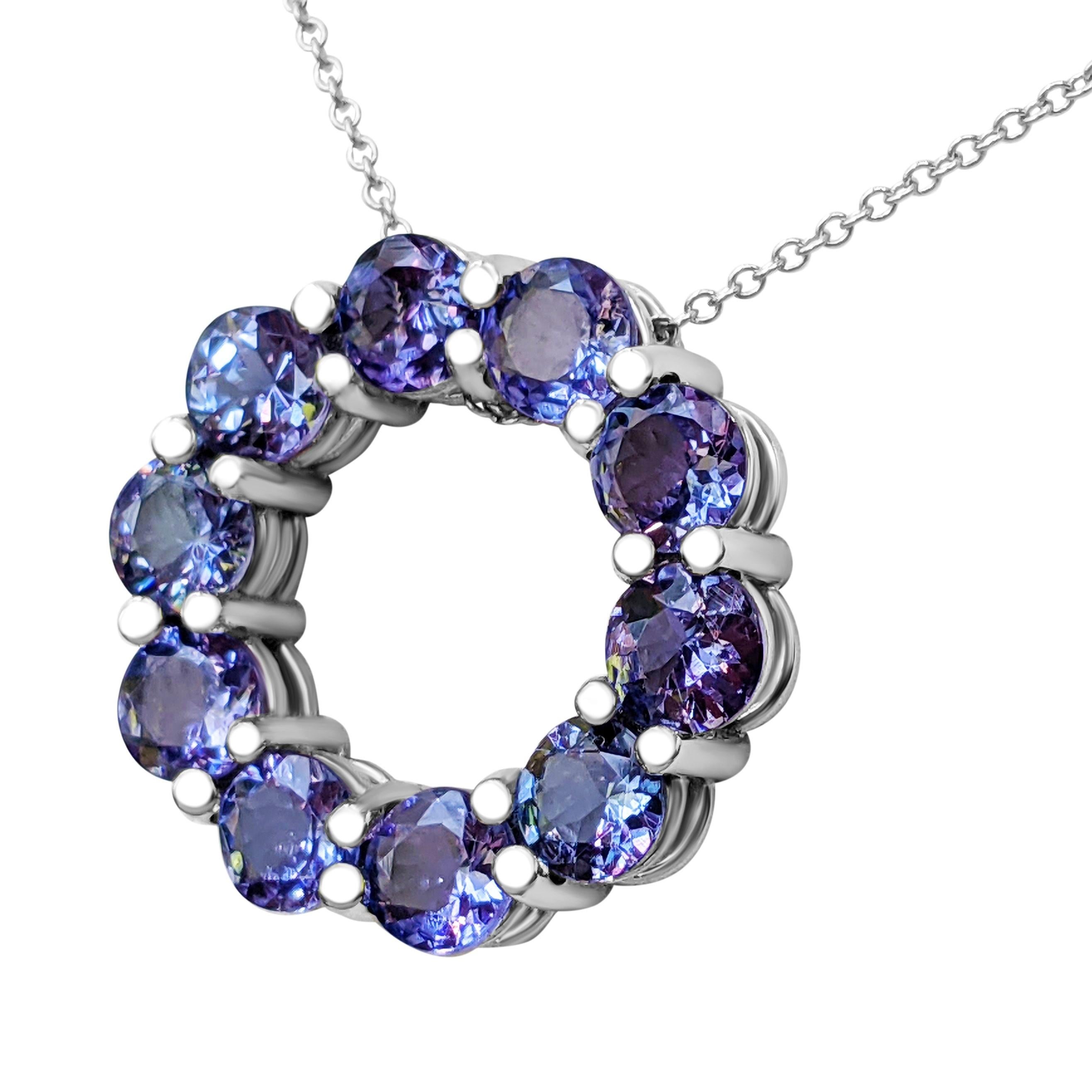 4.52 Carat Tanzanite, 14 Kt. White Gold, Necklace with Pendant In New Condition In Ramat Gan, IL