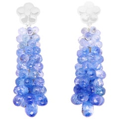 Pendientes Flor de Uva Briolette Iolita Azul Ombre 45,20 Quilates Oro 14 Kilates