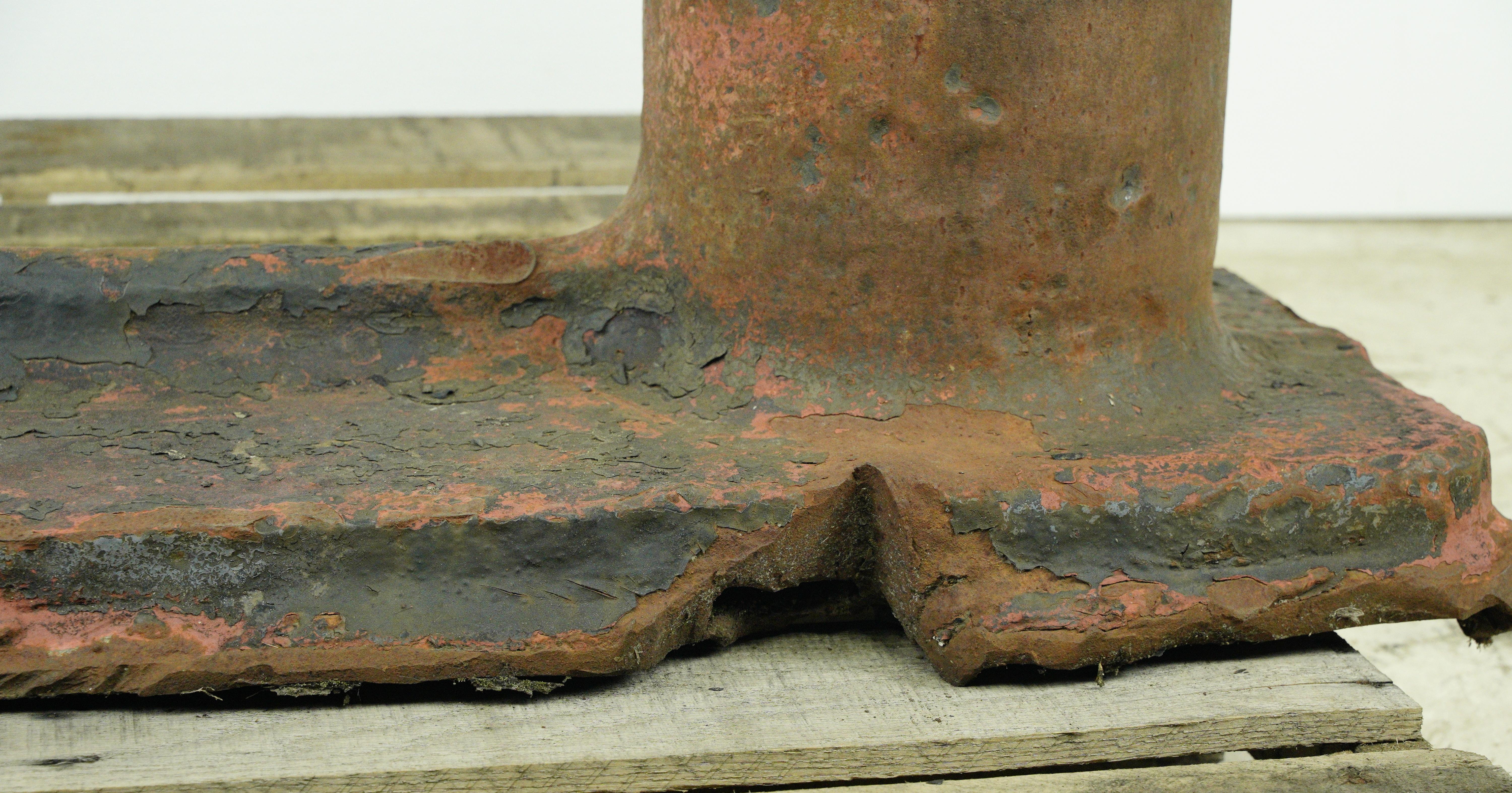 45.25 in. Bollard d'amarrage maritime en fonte en vente 2