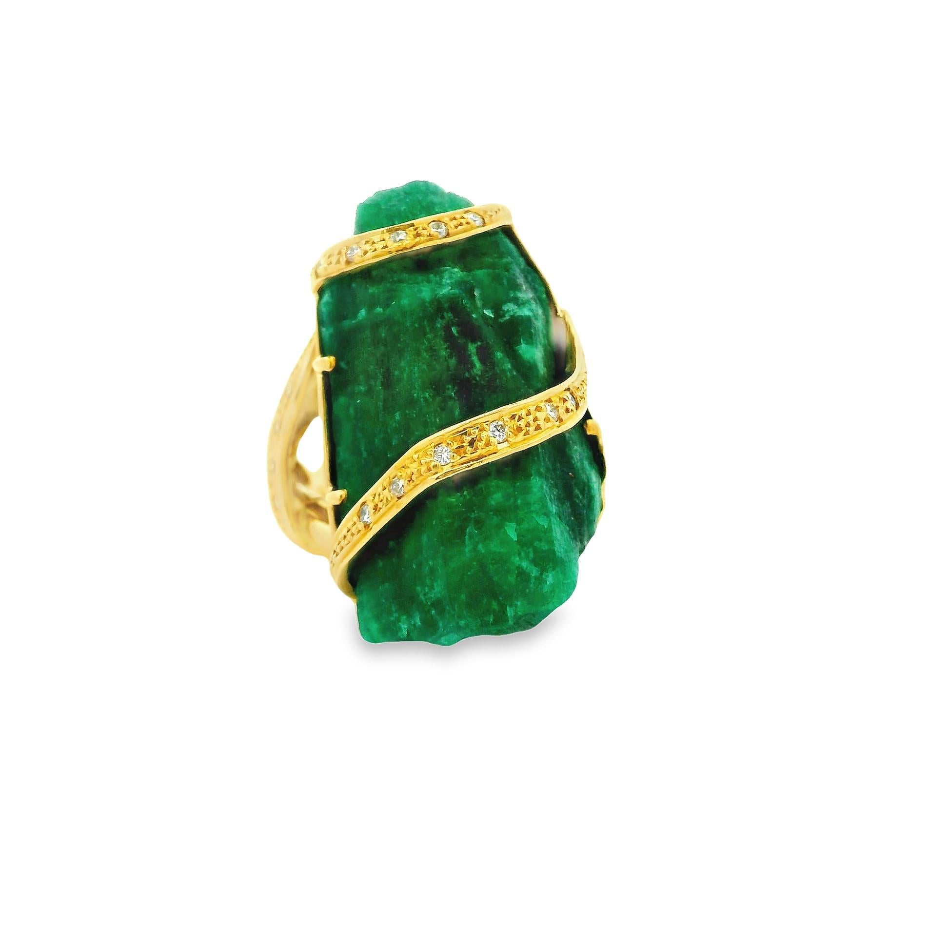 45.26 Carat Emerald-Crystal Diamond 18K Yellow Gold Cocktail Ring In New Condition For Sale In Beverly Hills, CA