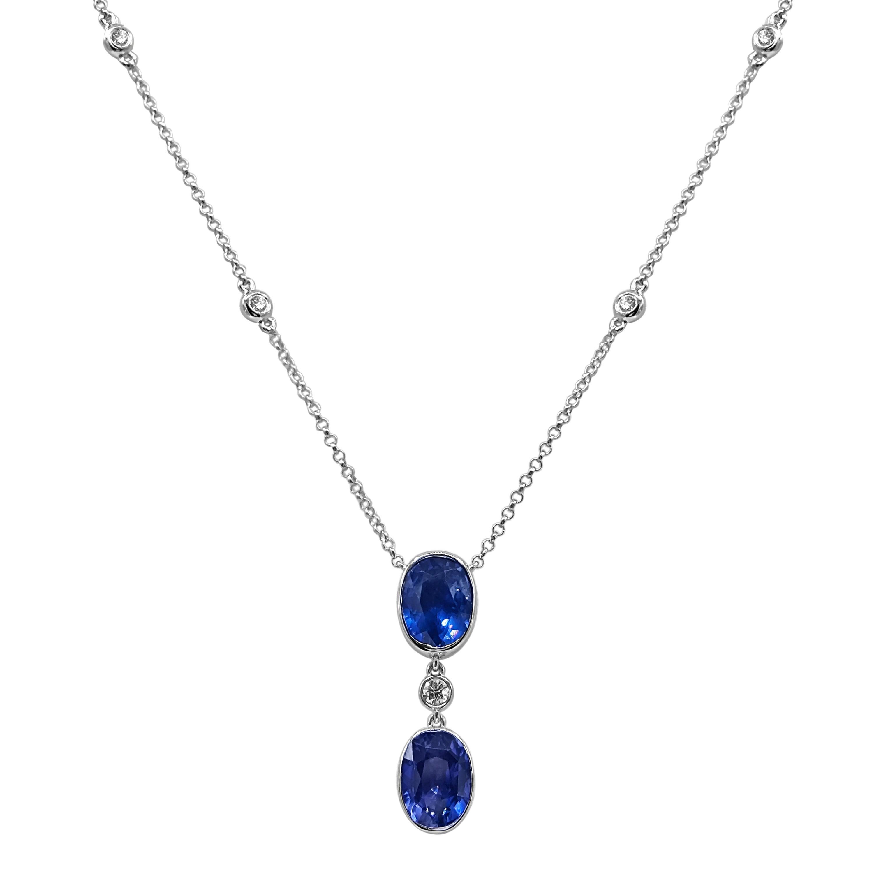 Mixed Cut 4.53 Carats Sapphire and White Diamond White Gold Necklace For Sale