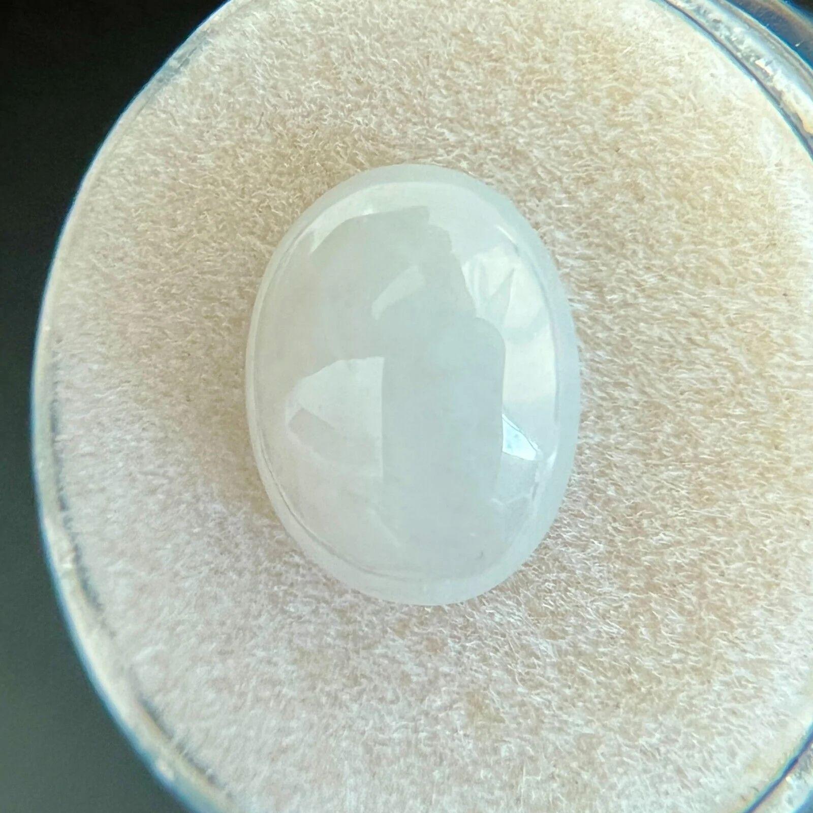 Women's or Men's 4.53ct White Jadeite Jade IGI Certified ‘A’ Grade Oval Cabochon Rare Gem For Sale