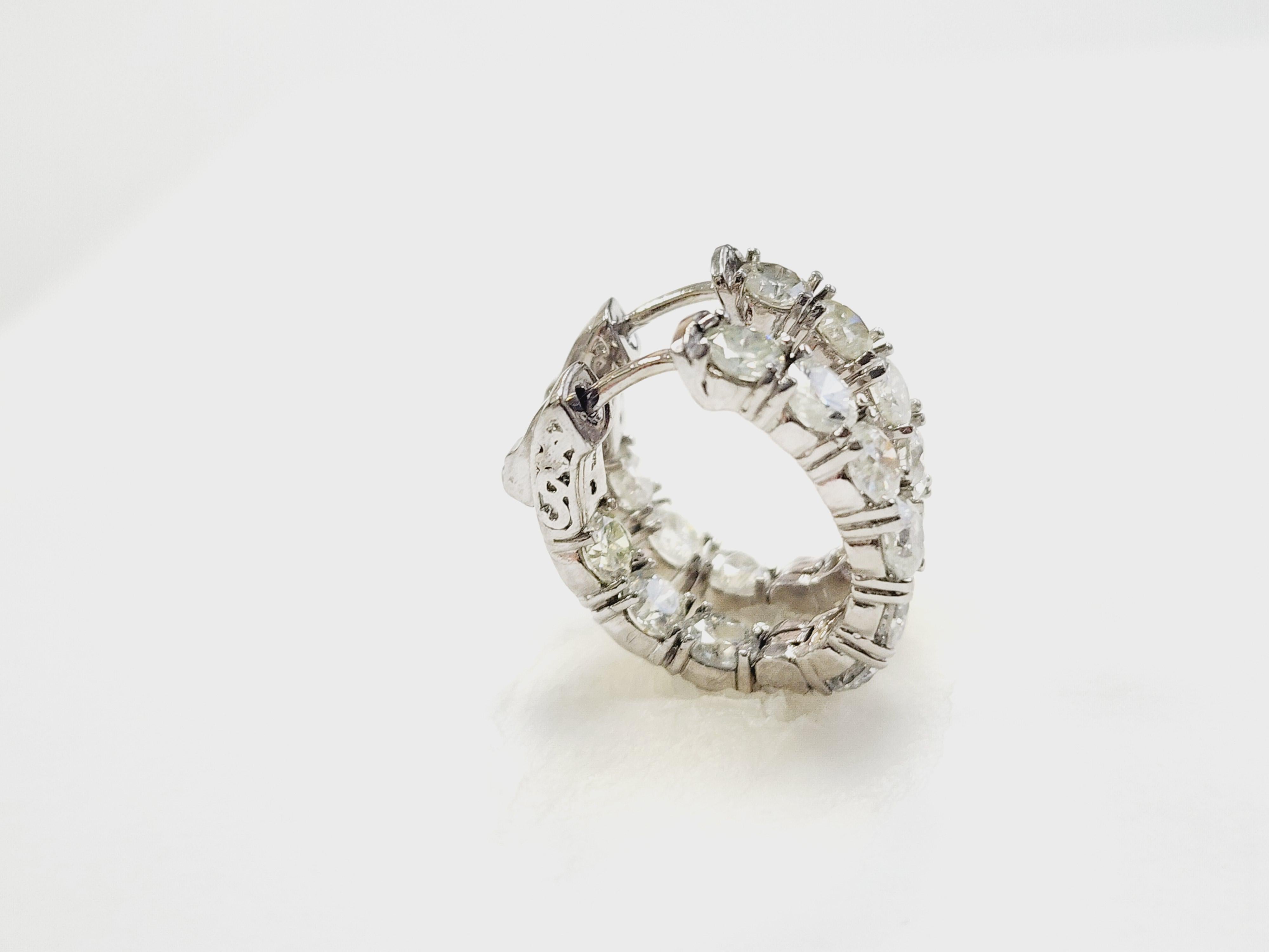 4.54 Carat Natural Diamond Huggie Hoops Earrings 14 Karat White Gold For Sale 1