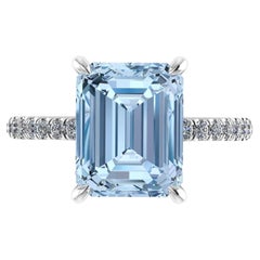4.54 Carat Emerald Aquamarine Pave Diamond Platinum Cocktail Ring