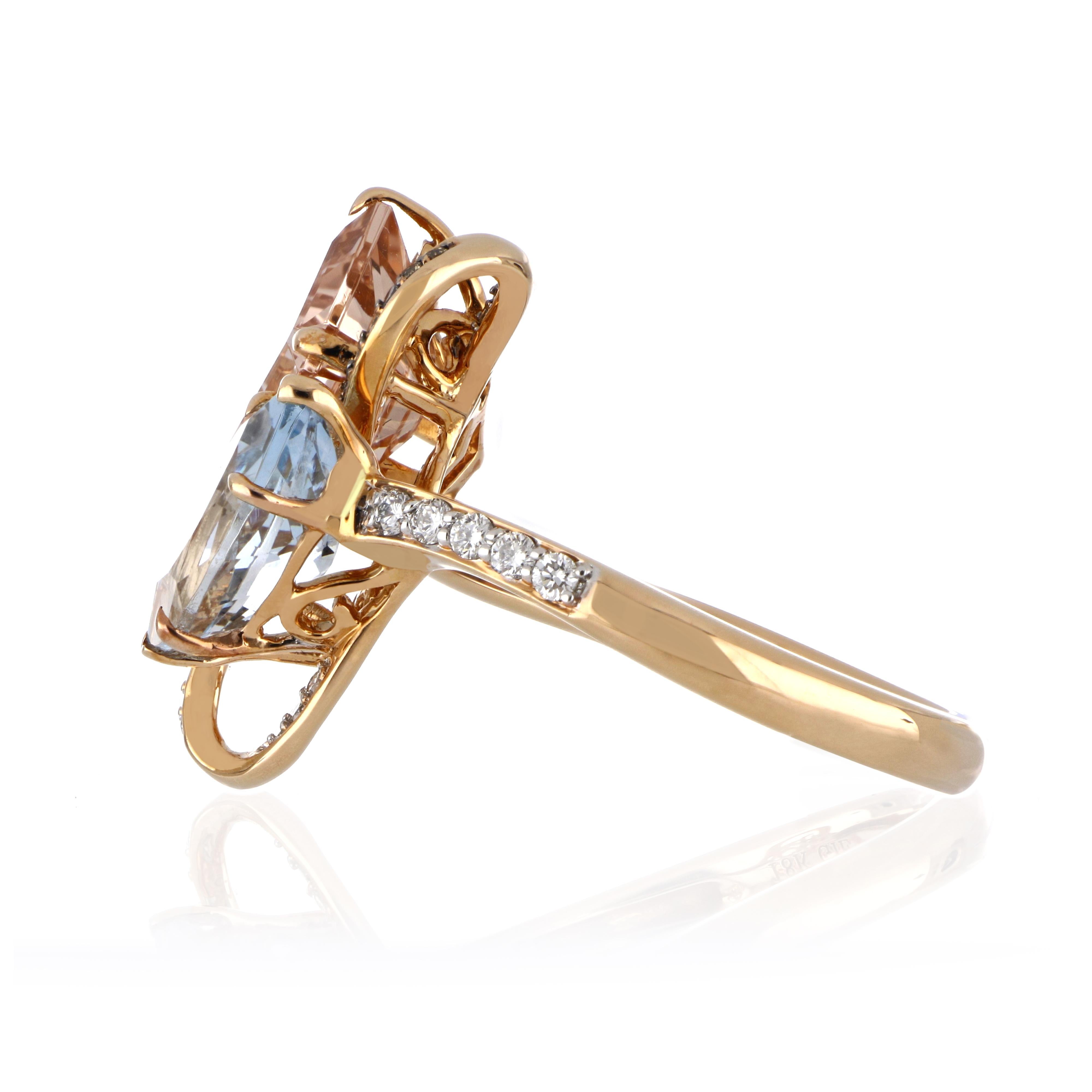4.54 Carat Total Morganite and Aquamarine Ring with Diamonds 18 Karat Rose Gold For Sale 1