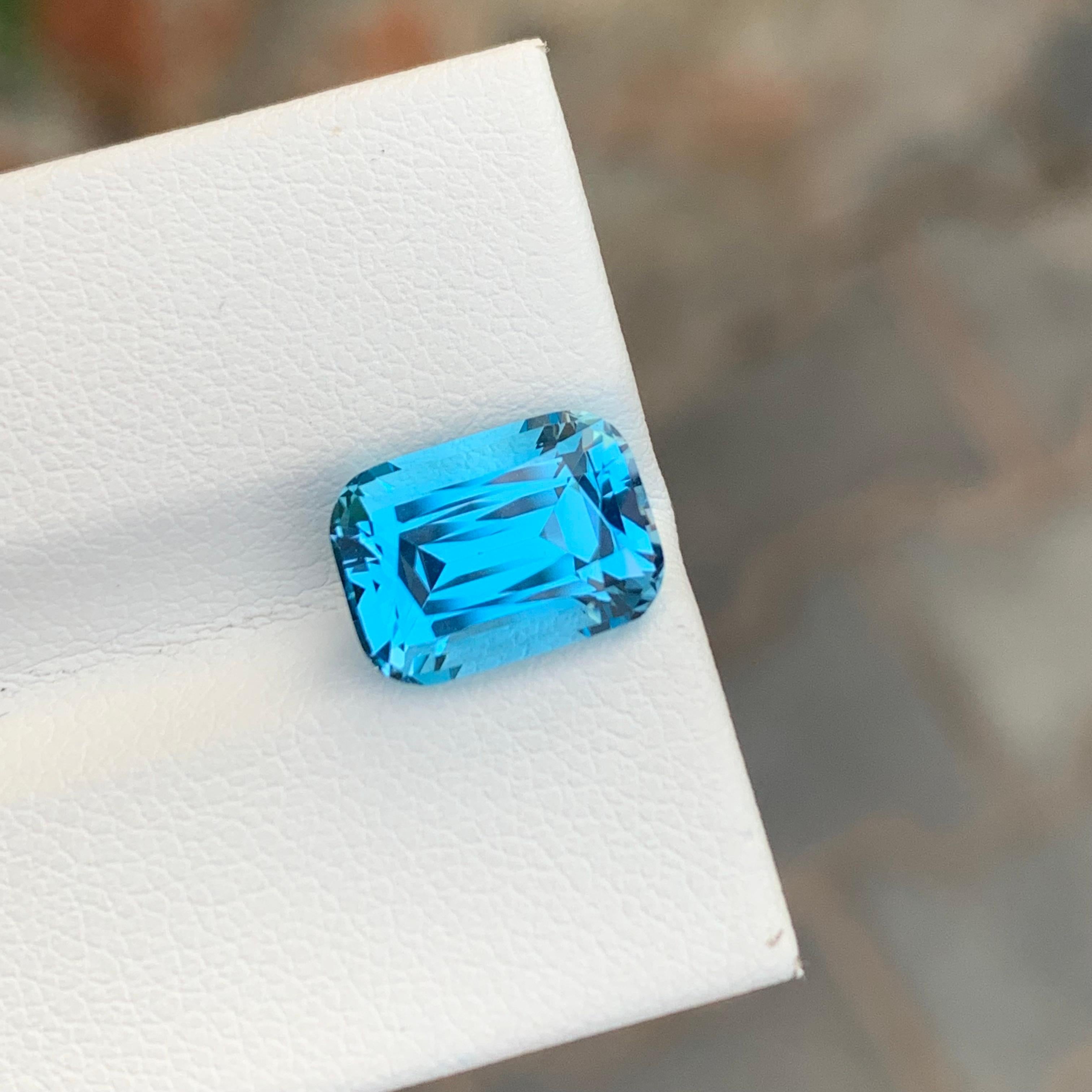 Women's or Men's 4.55 Carat Glamorous Blue Topaz Cushion Shape Gem For Jewellery For Sale