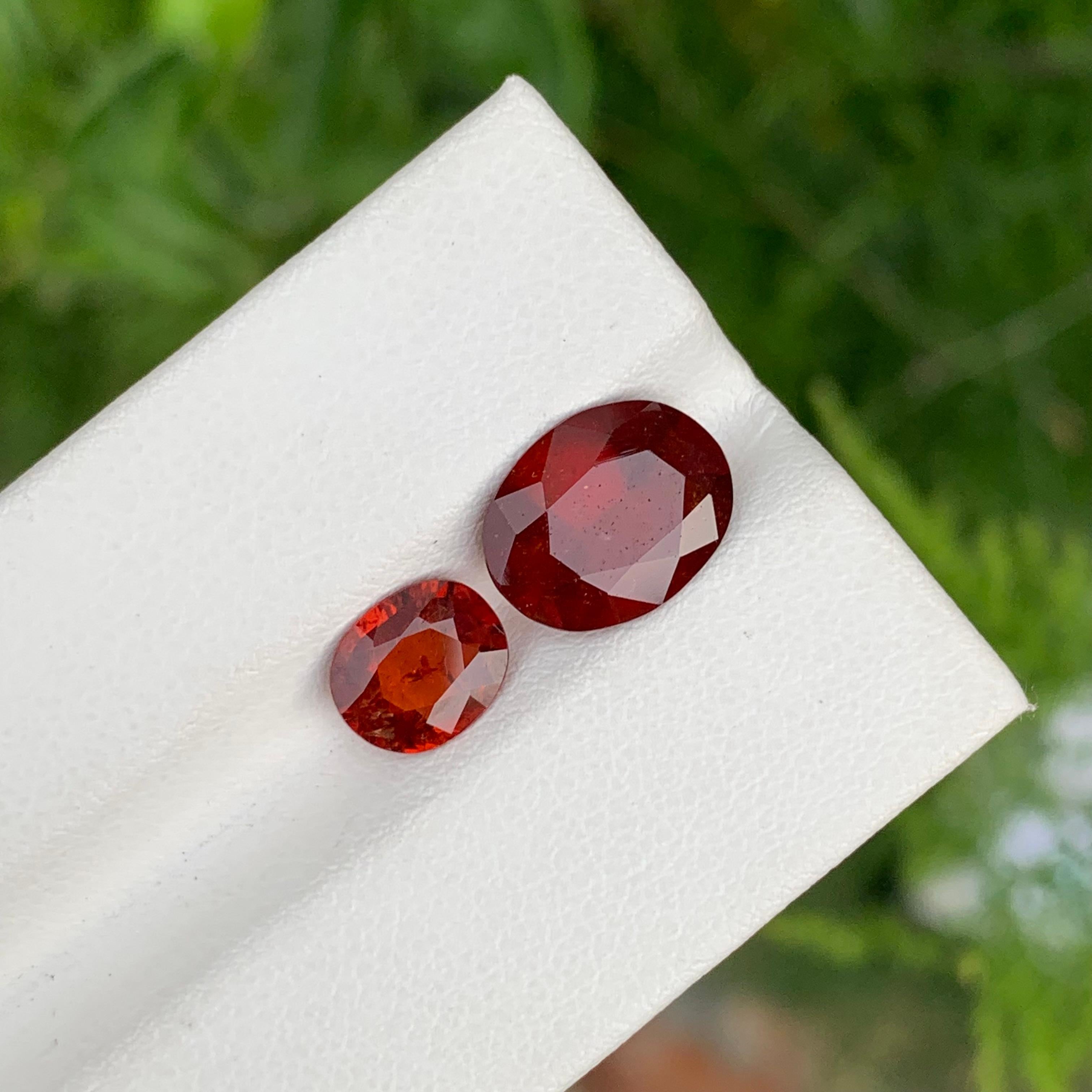 Oval Cut 4.55 Carat Natural Dual Loose Hessonite Garnet Oval Shape Gem For Jewellery For Sale