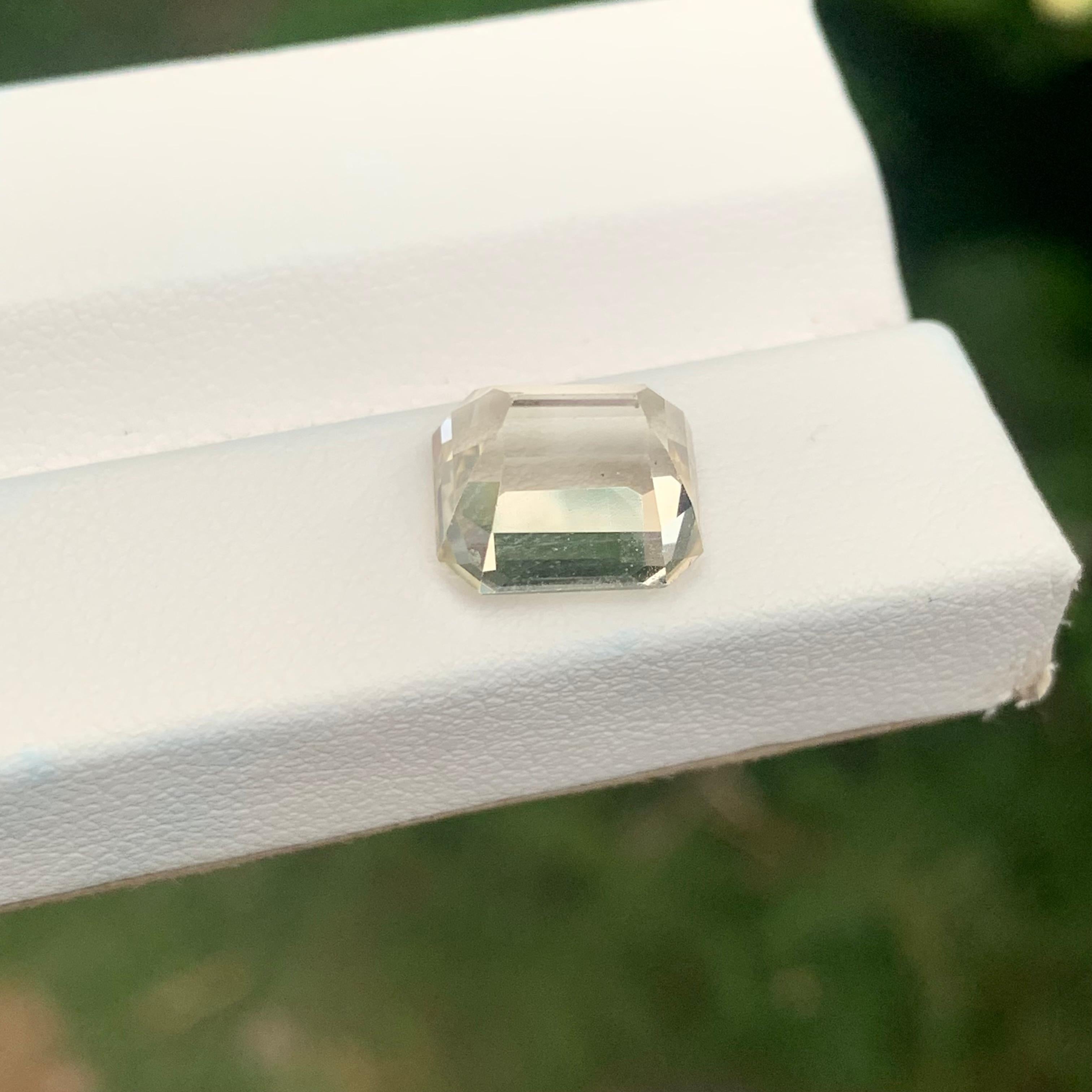 Gema Heliodoro Natural Suelta Forma Esmeralda 4,55 Quilates en venta 4