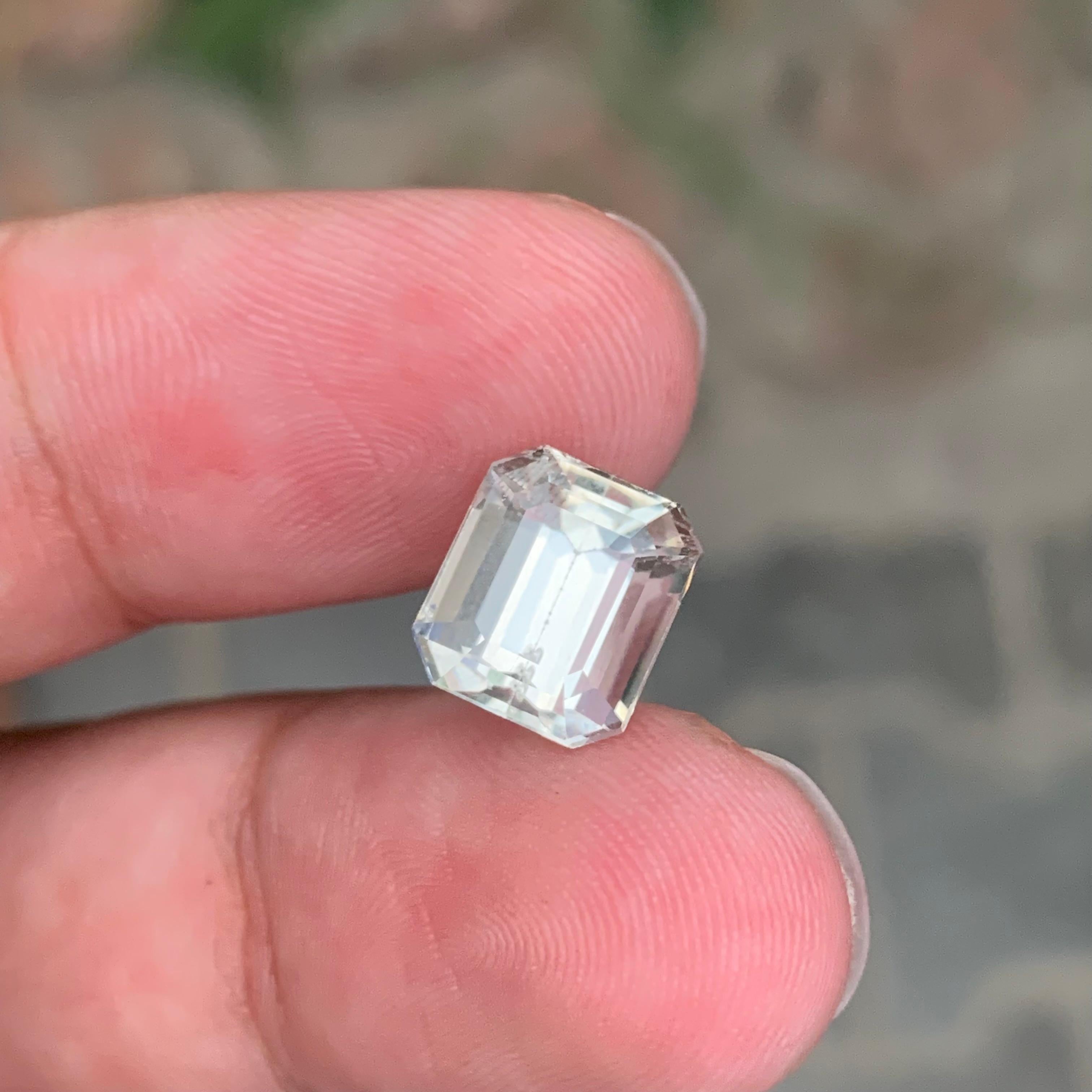 Gema Heliodoro Natural Suelta Forma Esmeralda 4,55 Quilates en venta 3