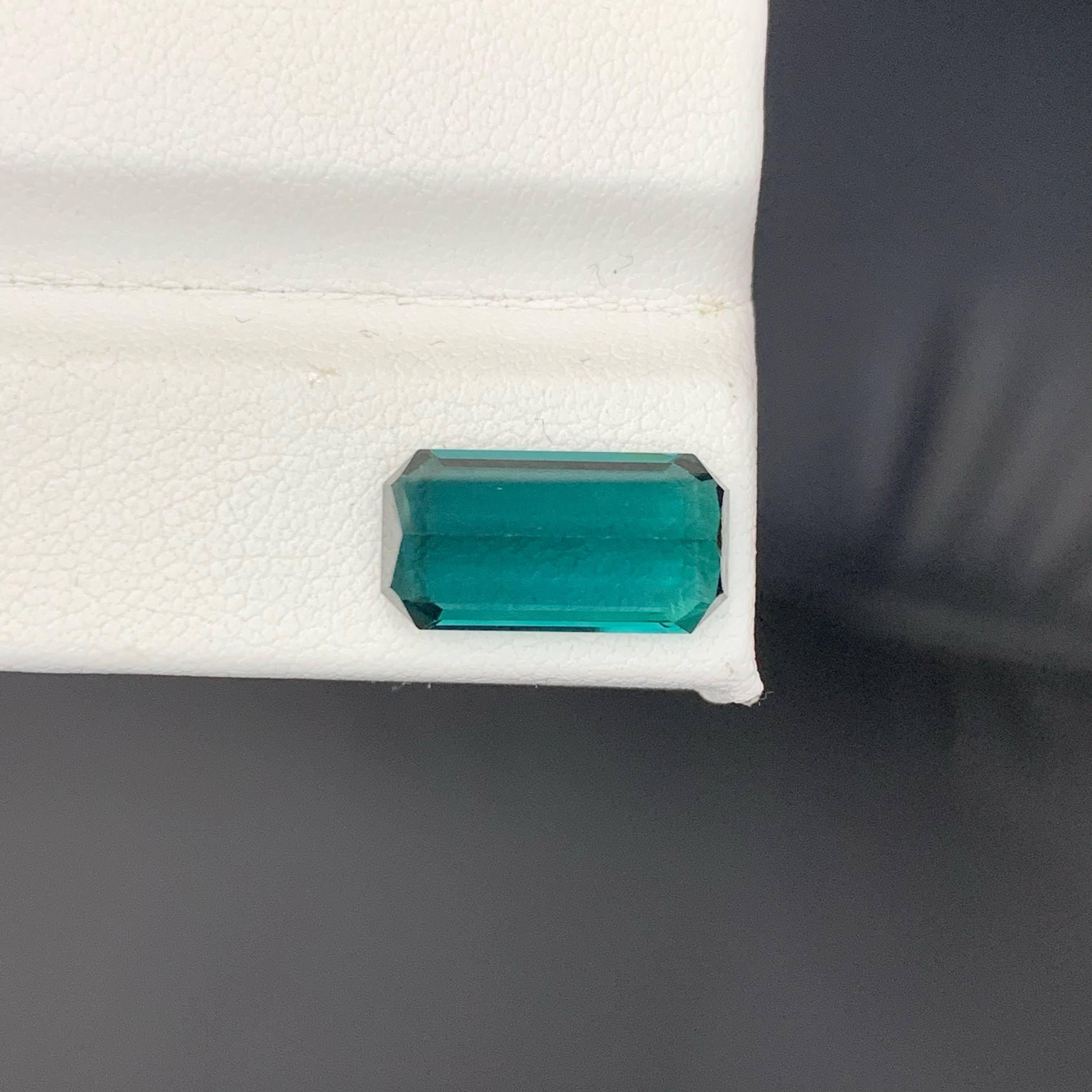 4.55 Carat Natural Loose Indicolite Color Tourmaline Emerald Cut Afghan Gemstone (pierre précieuse afghane) en vente 2