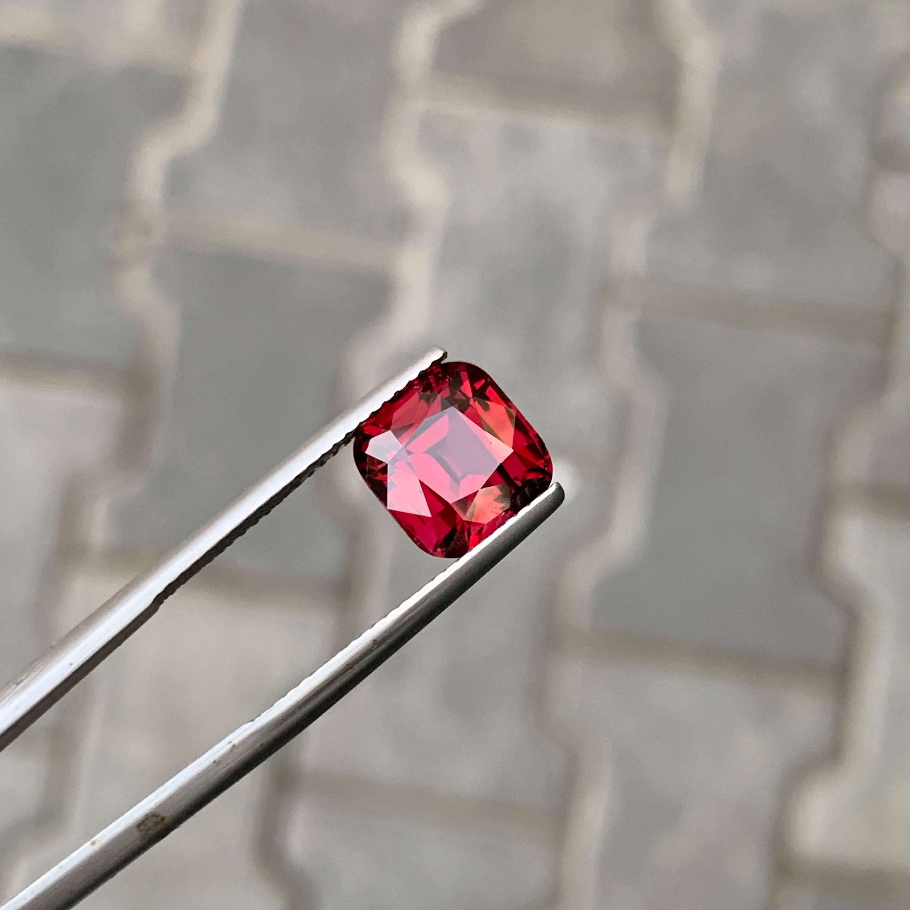 4,55 Karat Natürlicher loser roter rosafarbener Granatstein mit Kissenschliff Tansanischer Edelstein im Angebot 6
