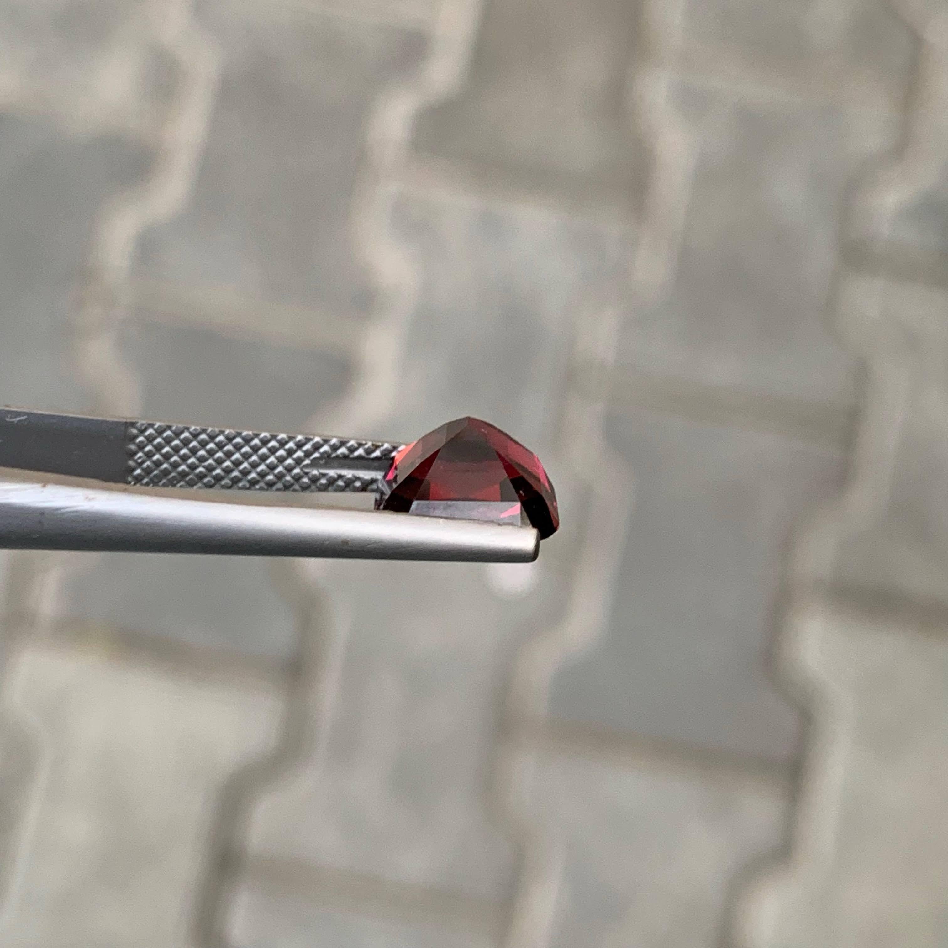 4,55 Karat Natürlicher loser roter rosafarbener Granatstein mit Kissenschliff Tansanischer Edelstein im Angebot 4