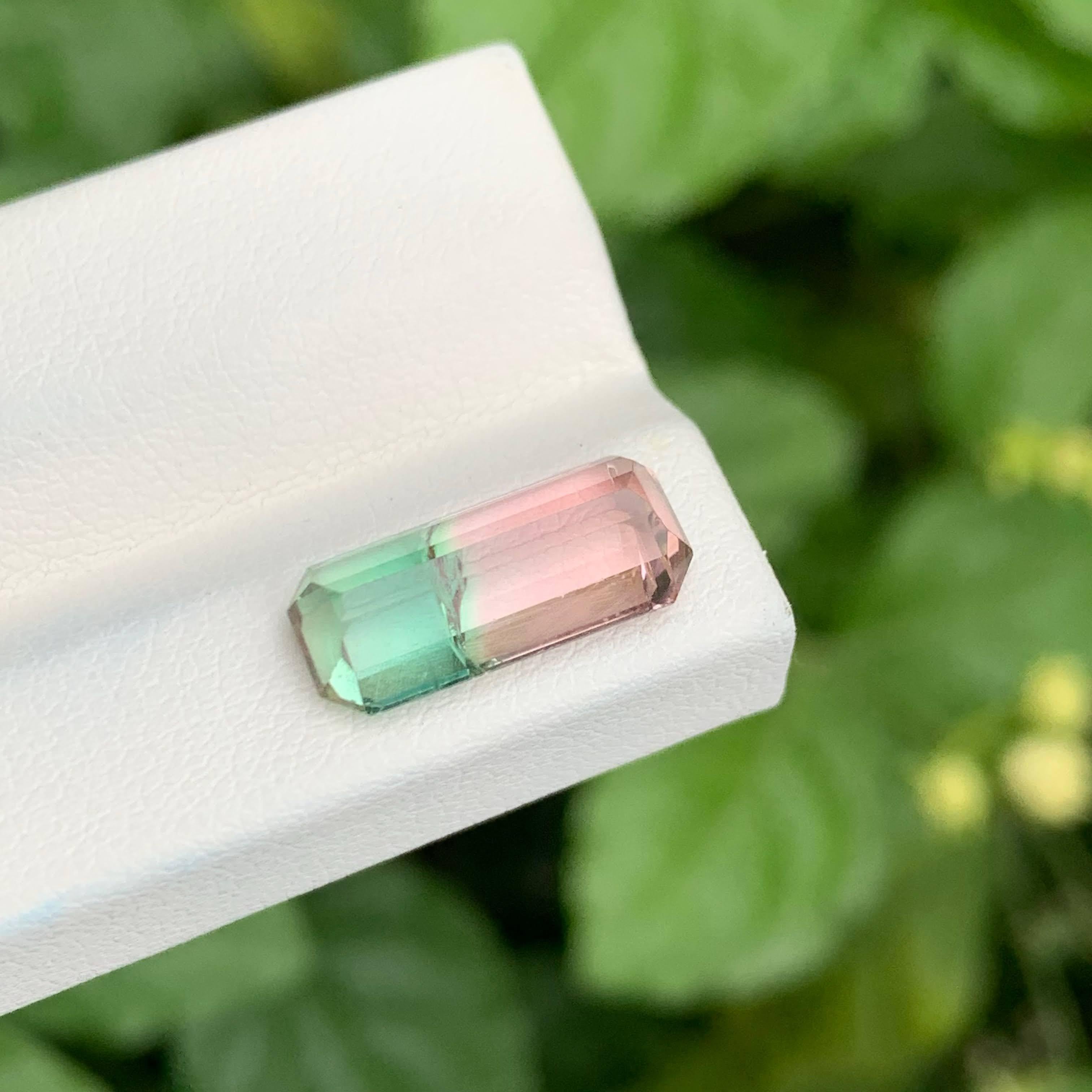 Weight 4.55 carat
Dimensions 15x6.6x5.9mm
Treatment None
Origin Afghanistan
Clarity  Included
Shape Octagon
Cut Emerald


Discover the exquisite beauty of this 4.55-carat Bi-Color Tourmaline Stone, a true gem of nature. Cut into a stunning emerald